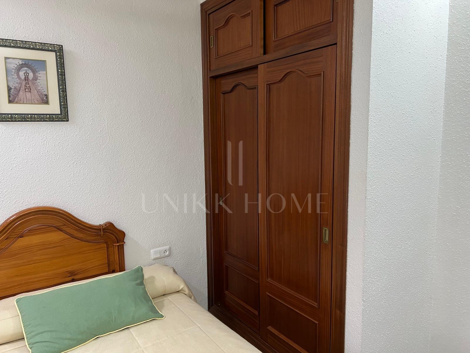 Espléndido Chalet Independiente con Piscina Privada y Vistas Panorámicas