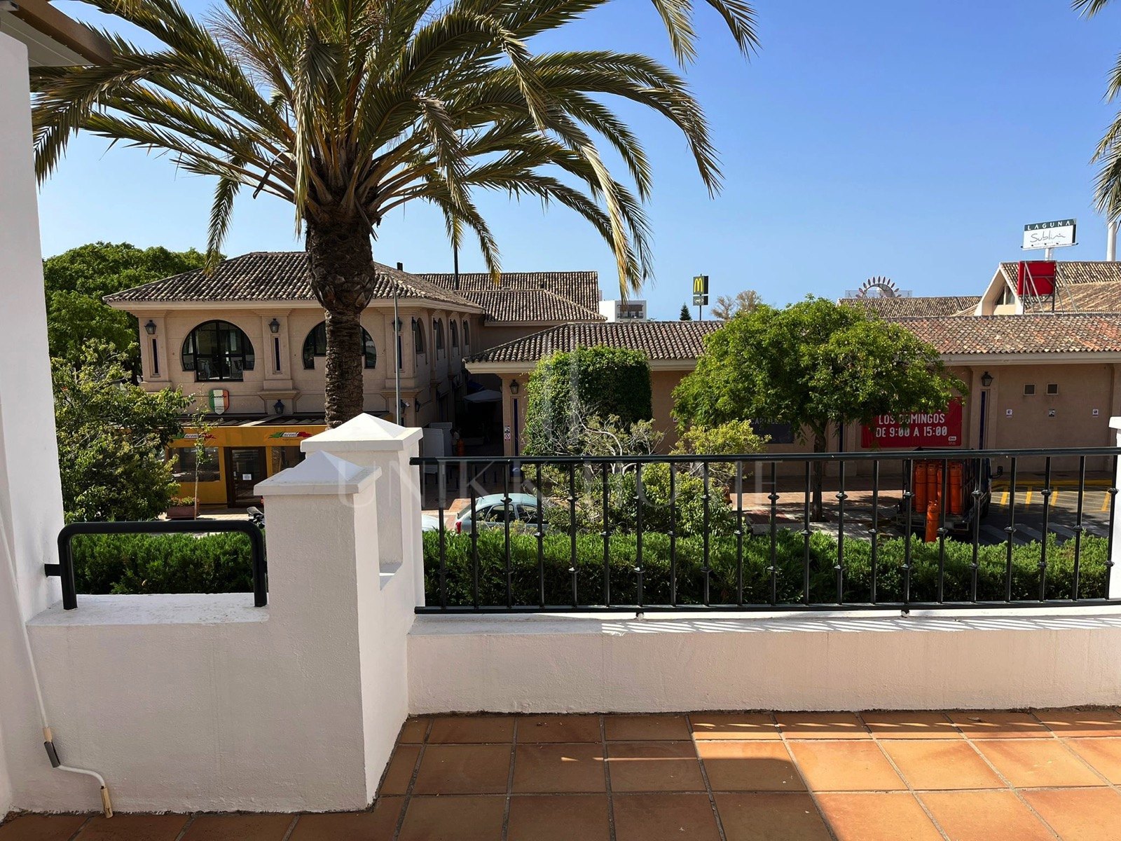 Unique Opportunity: Spacious Duplex in Secure Gated Urbanisation, Bulevar Area