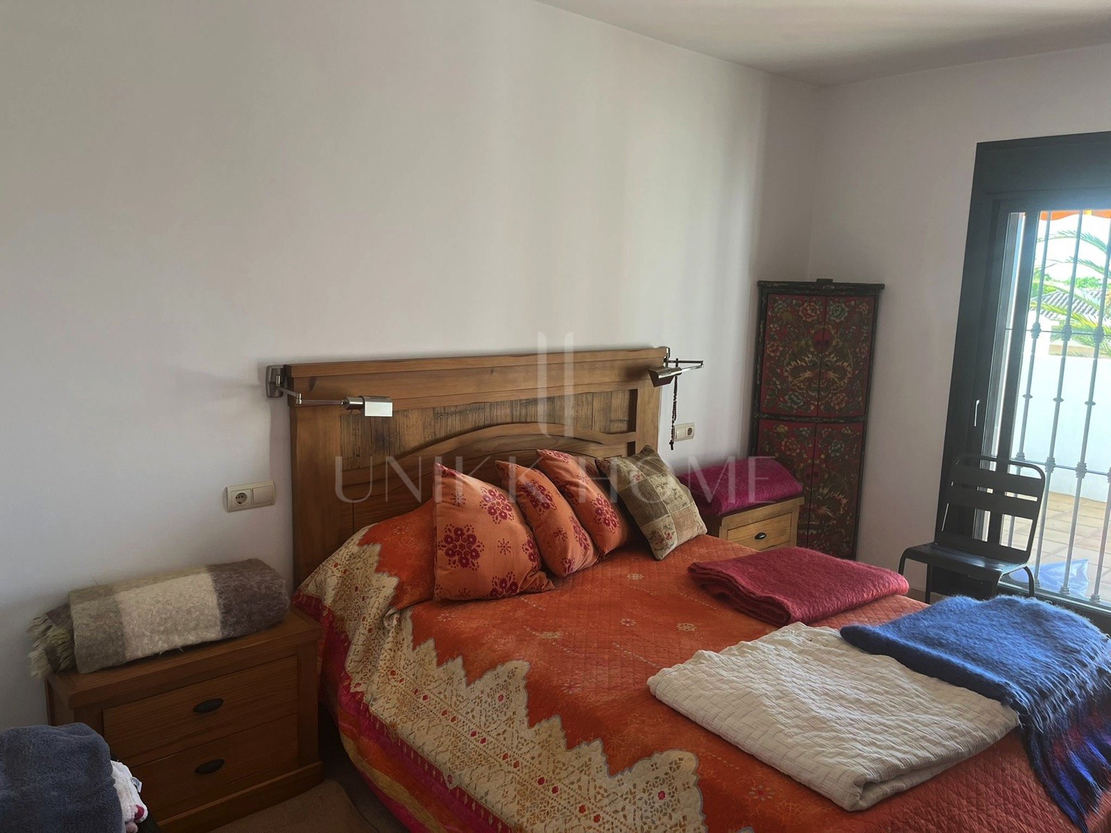 Unique Opportunity: Spacious Duplex in Secure Gated Urbanisation, Bulevar Area