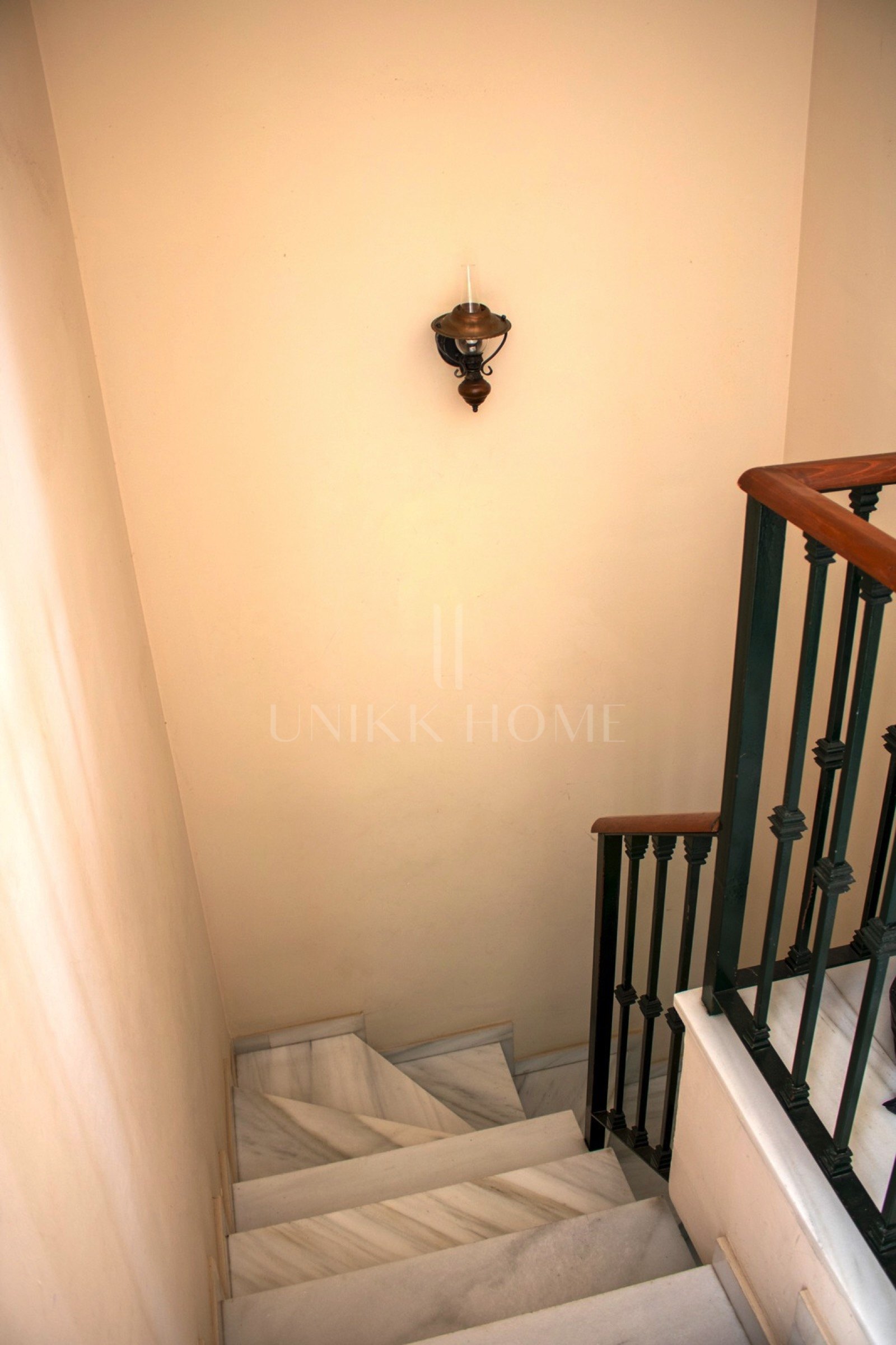 Stunning Penthouse with Sea Views in Prime San Pedro de Alcántara Location