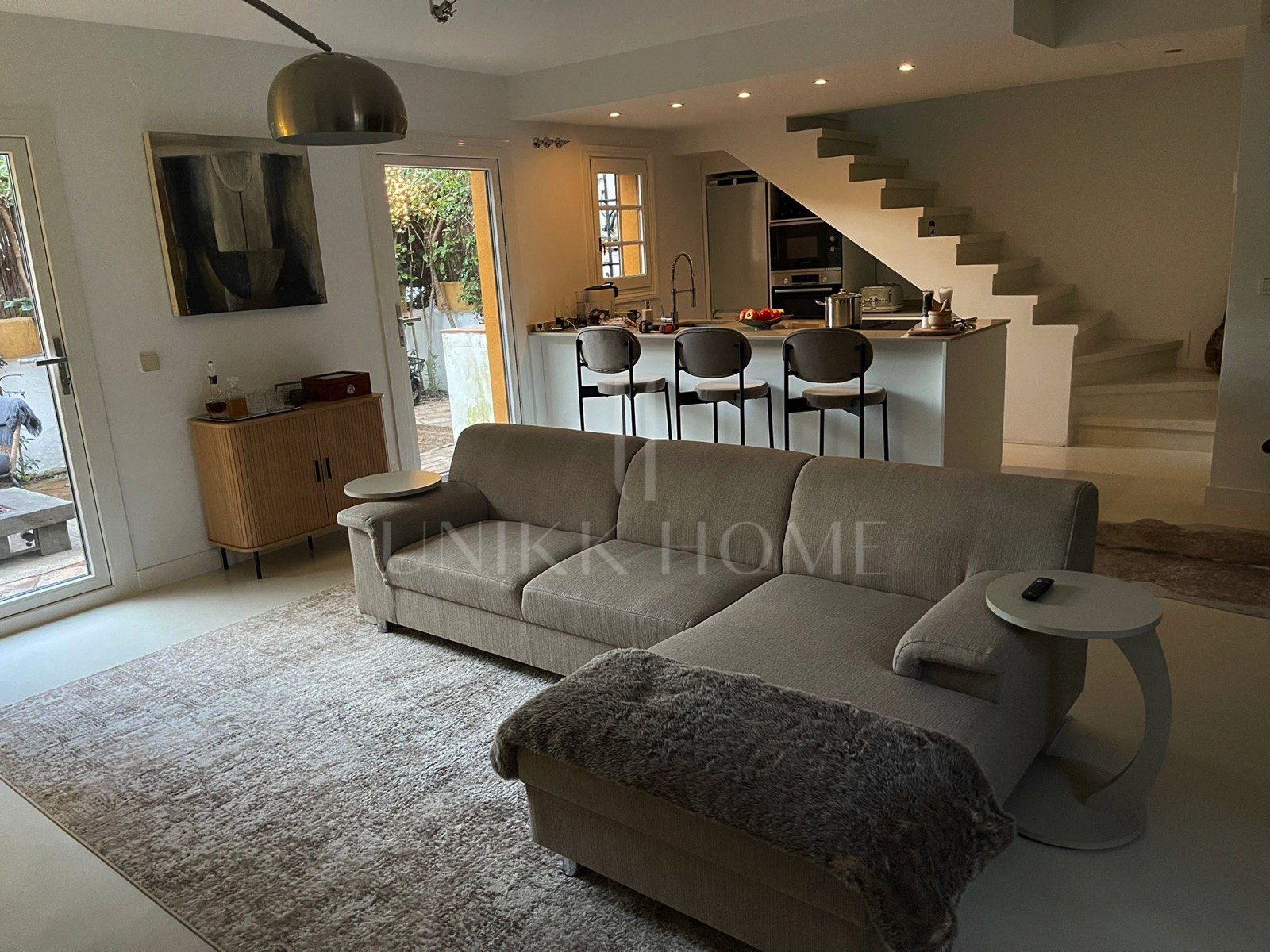 Fully Furnished Turnkey Renovated Townhouse