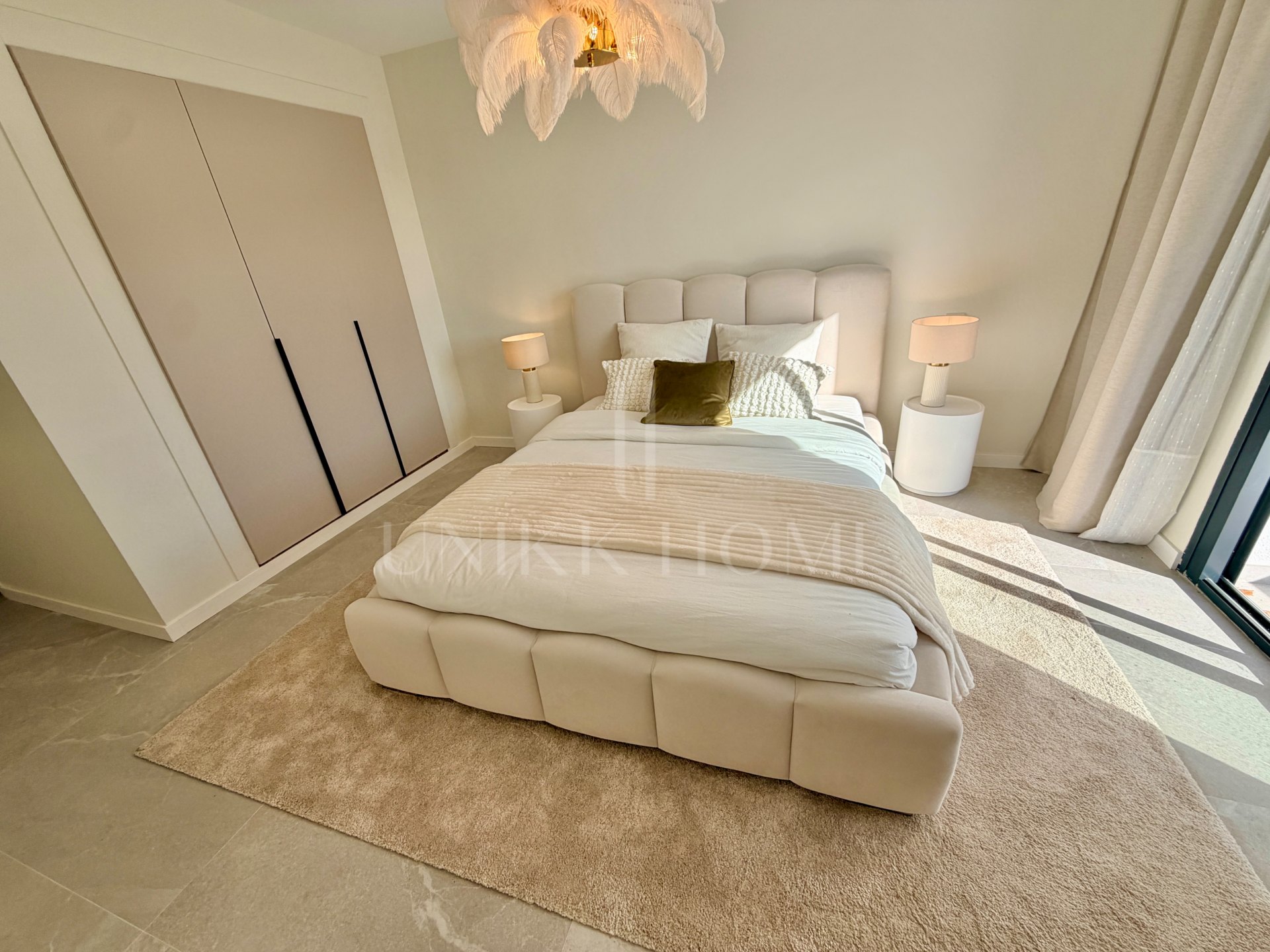 Lujoso Apartamento de 3 Dormitorios en La Quinta