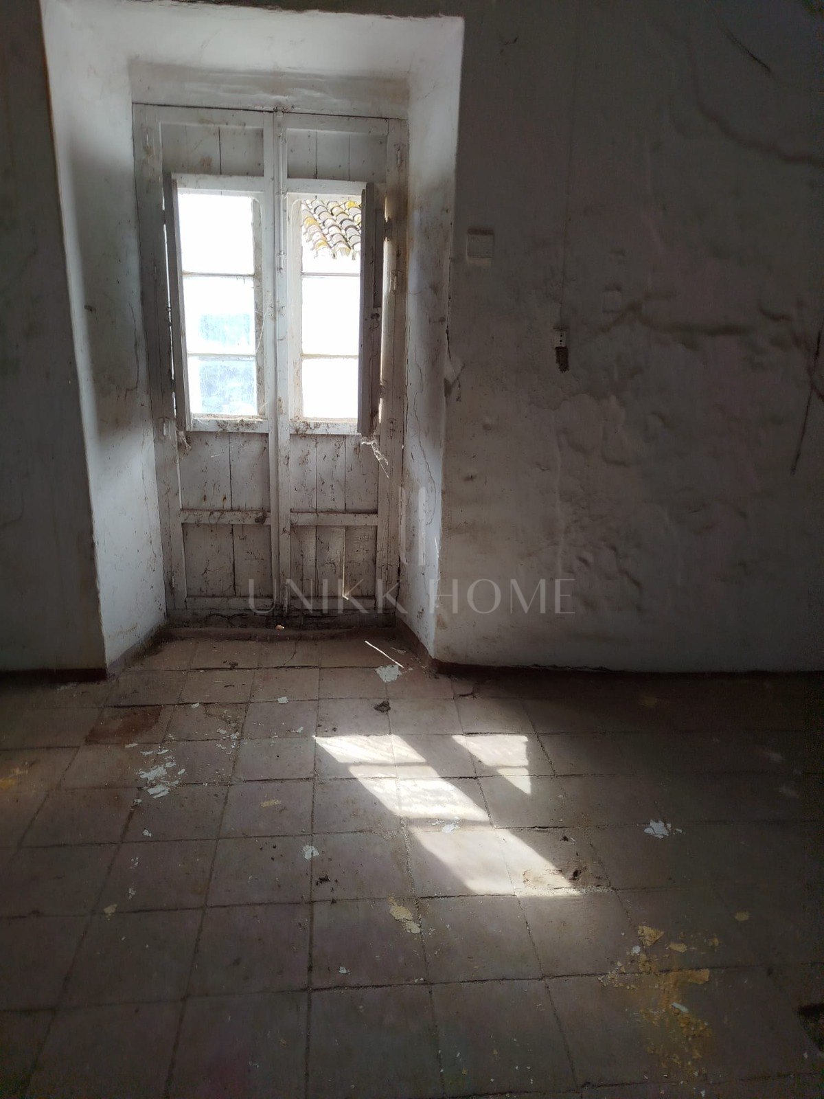 Exciting Reformation Project: Spacious Townhouse in Historic Casares Village