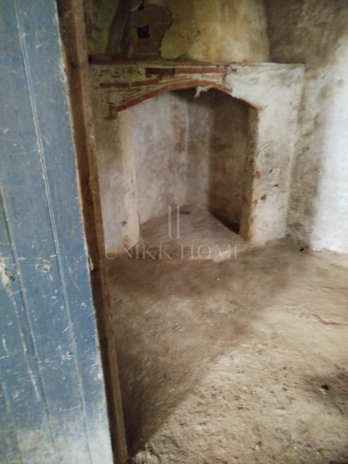 Exciting Reformation Project: Spacious Townhouse in Historic Casares Village