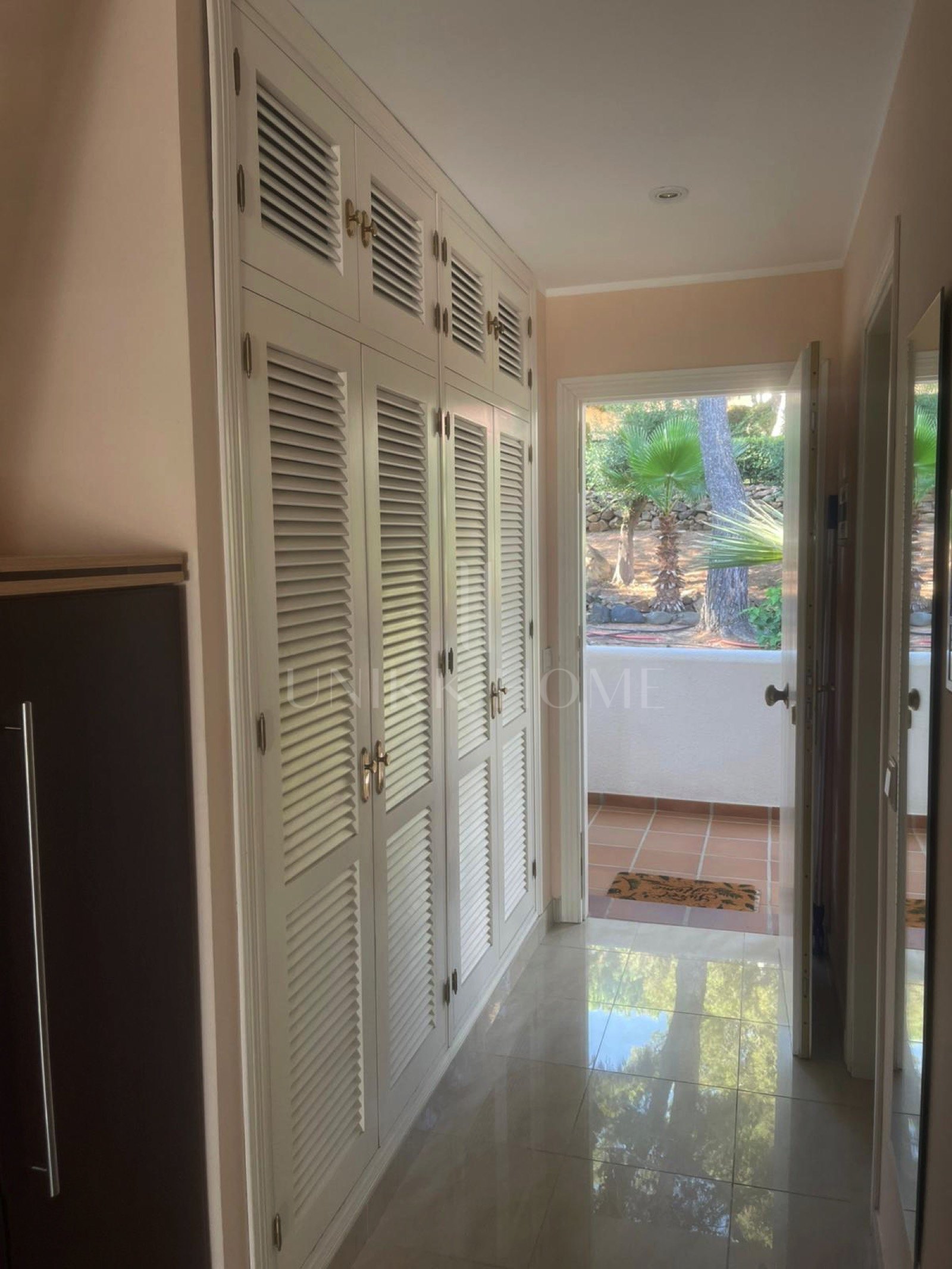 Charming Refurbished Apartment in Aldea de la Luna