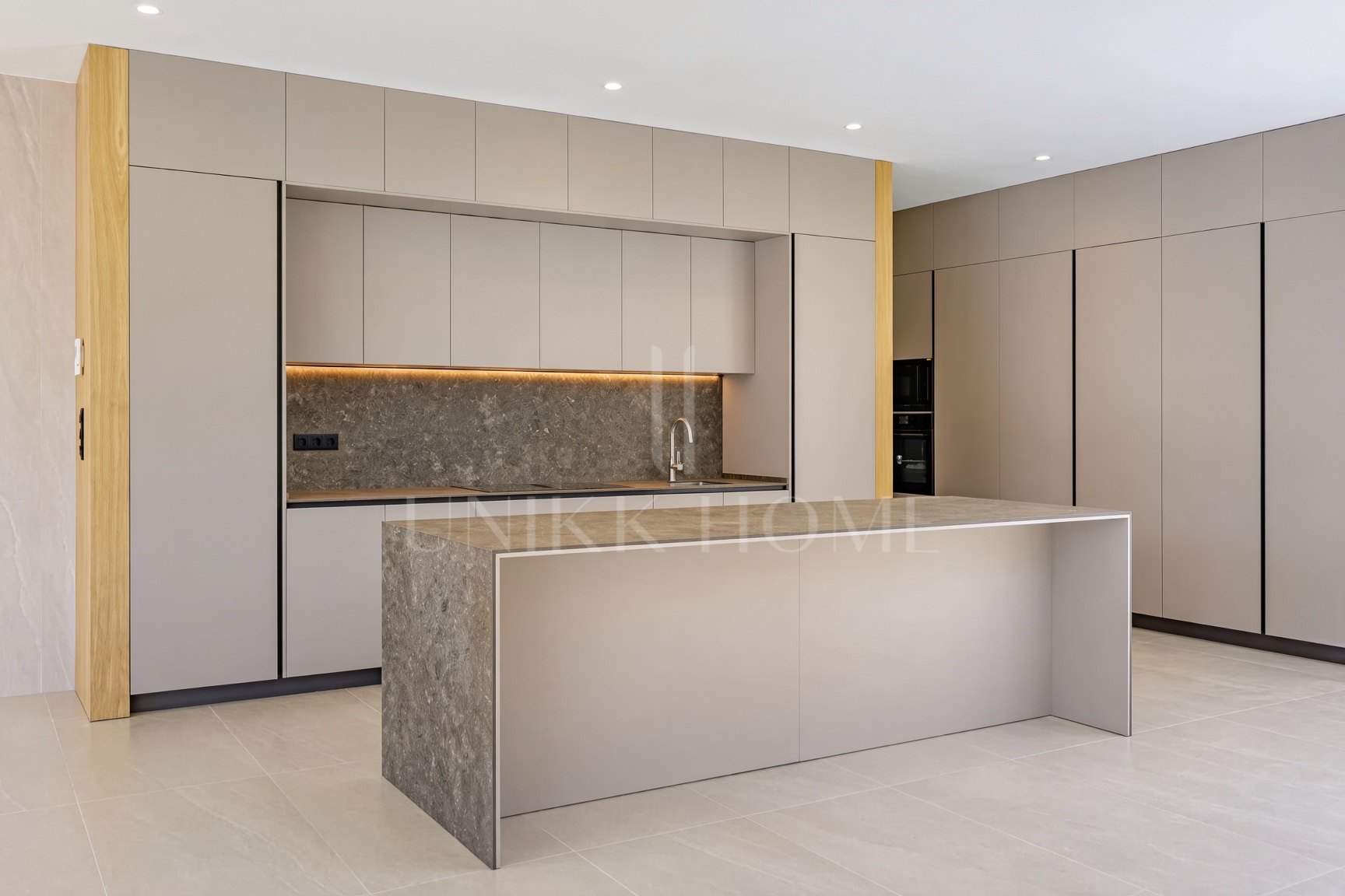 Brand-New Modern Villa in Zona F, Sotogrande Alto