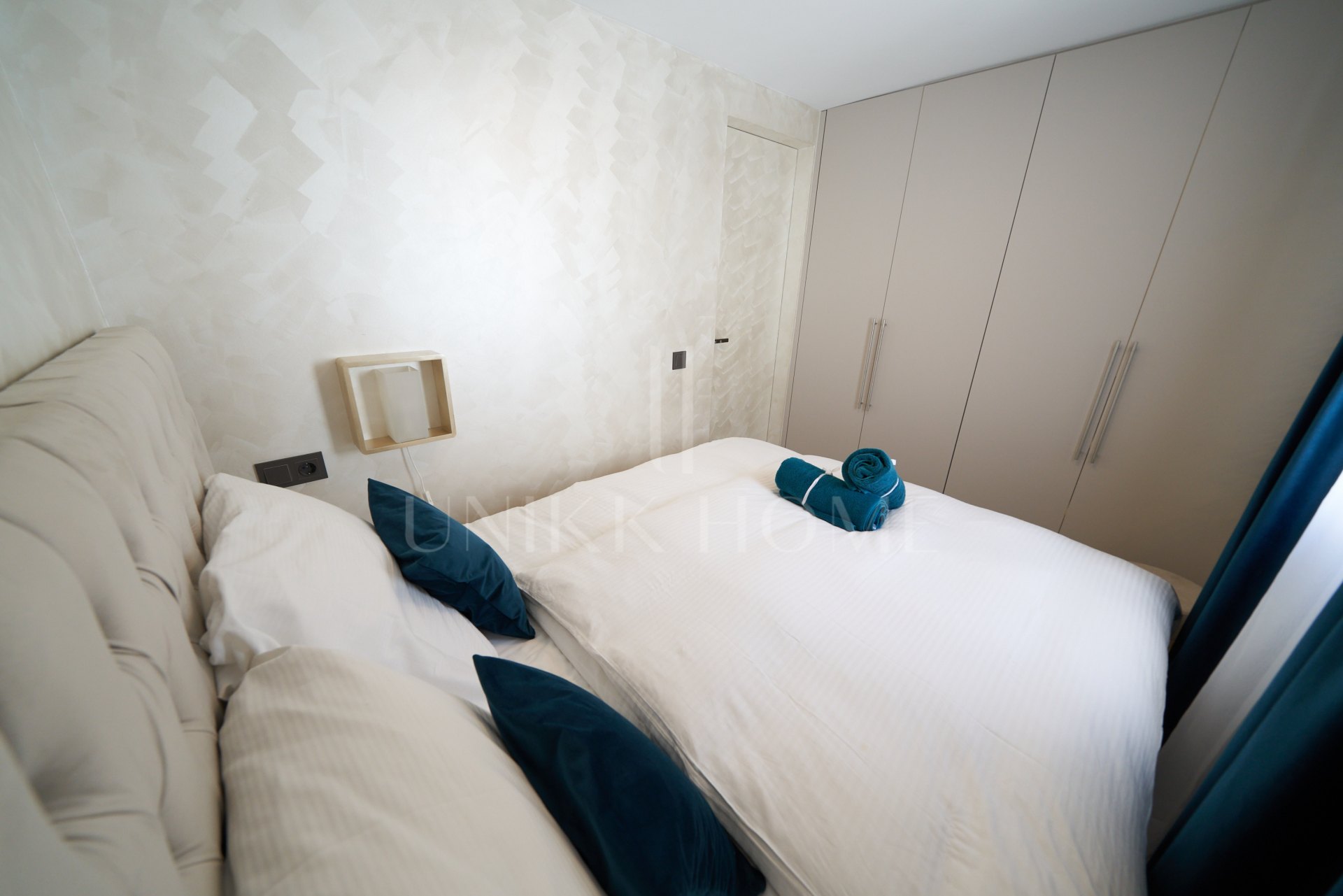 Apartamento Reformado de 2 Dormitorios en el Centro de Marbella – Licencia Turística Transferible