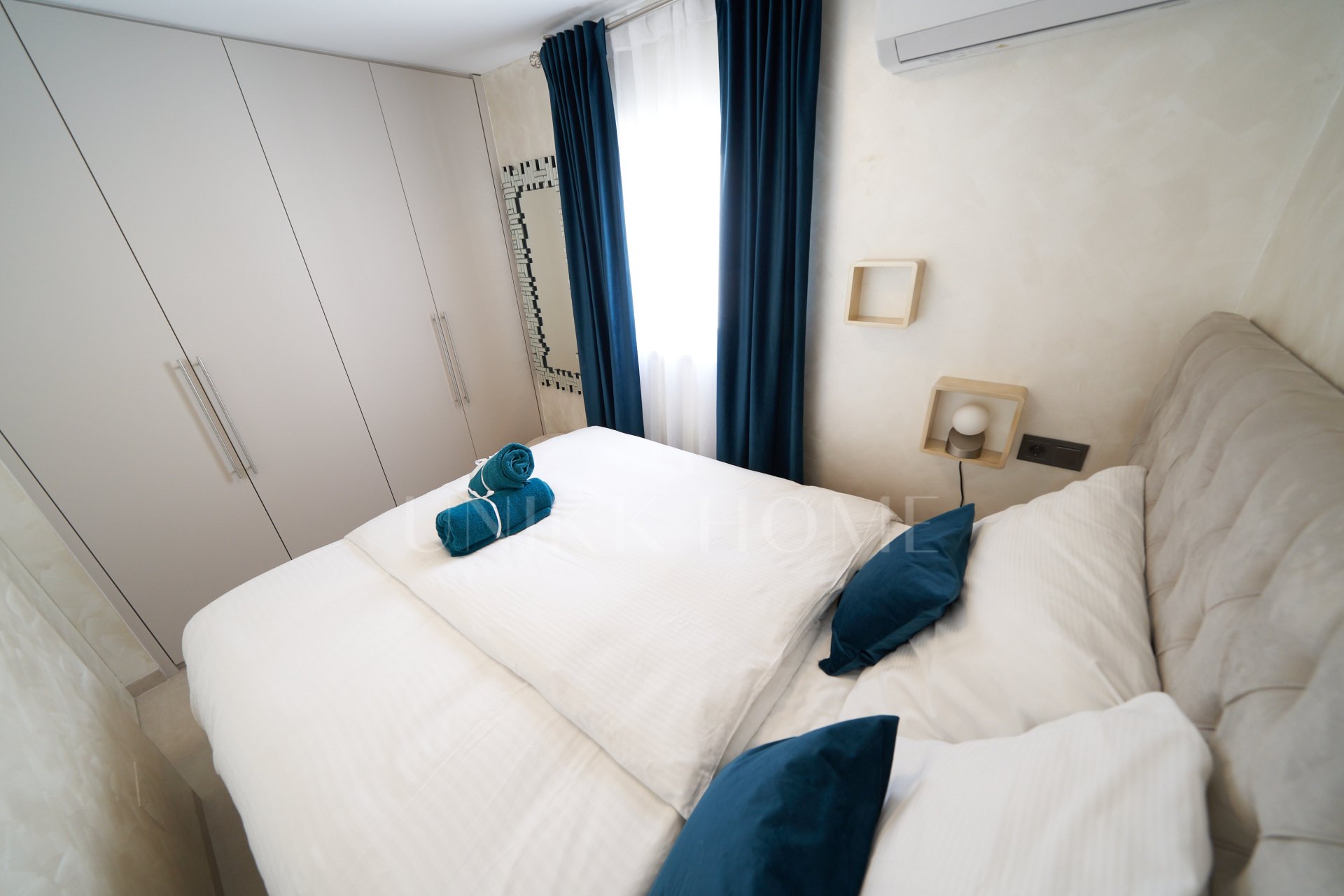 Apartamento Reformado de 2 Dormitorios en el Centro de Marbella – Licencia Turística Transferible