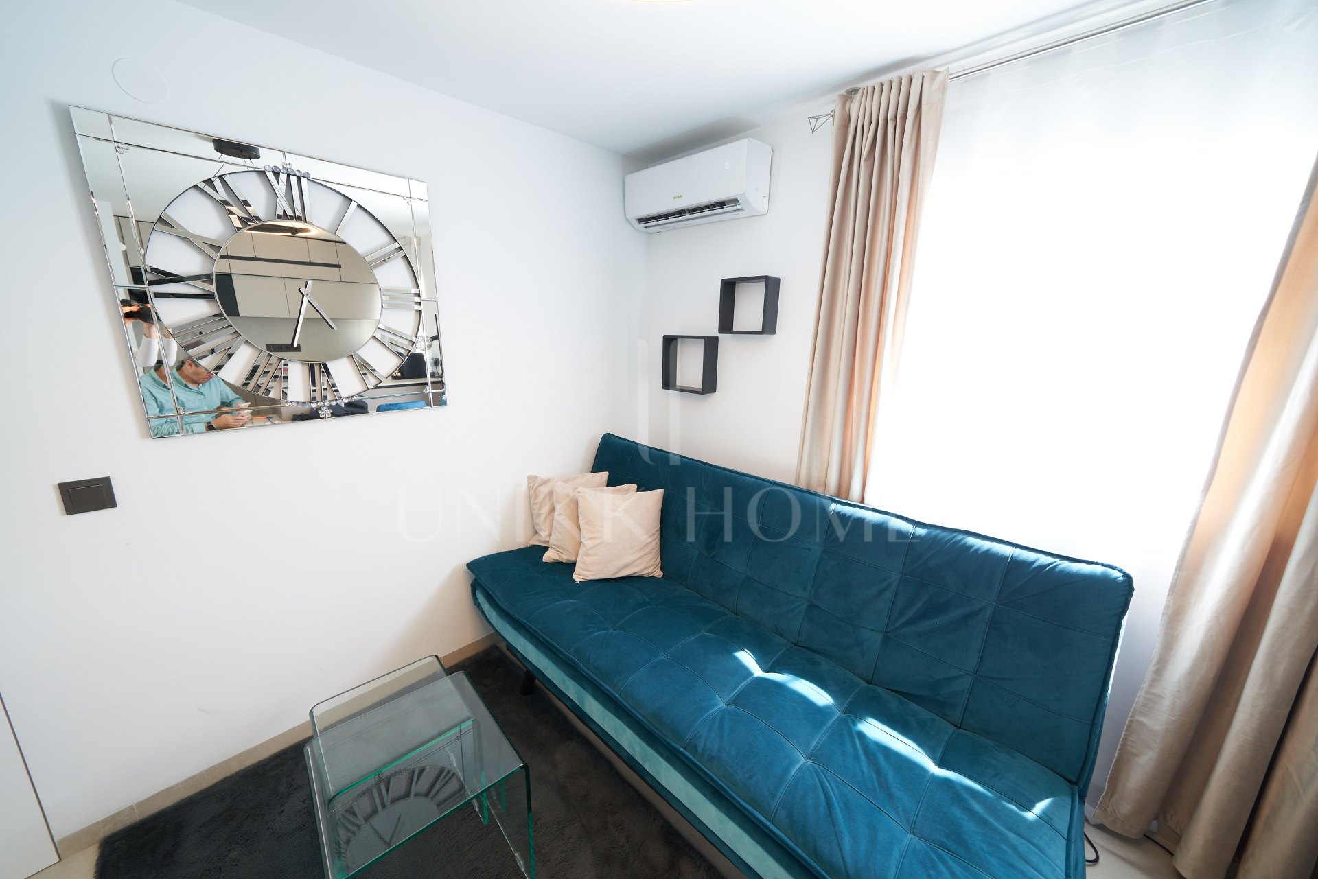 Apartamento Reformado de 2 Dormitorios en el Centro de Marbella – Licencia Turística Transferible