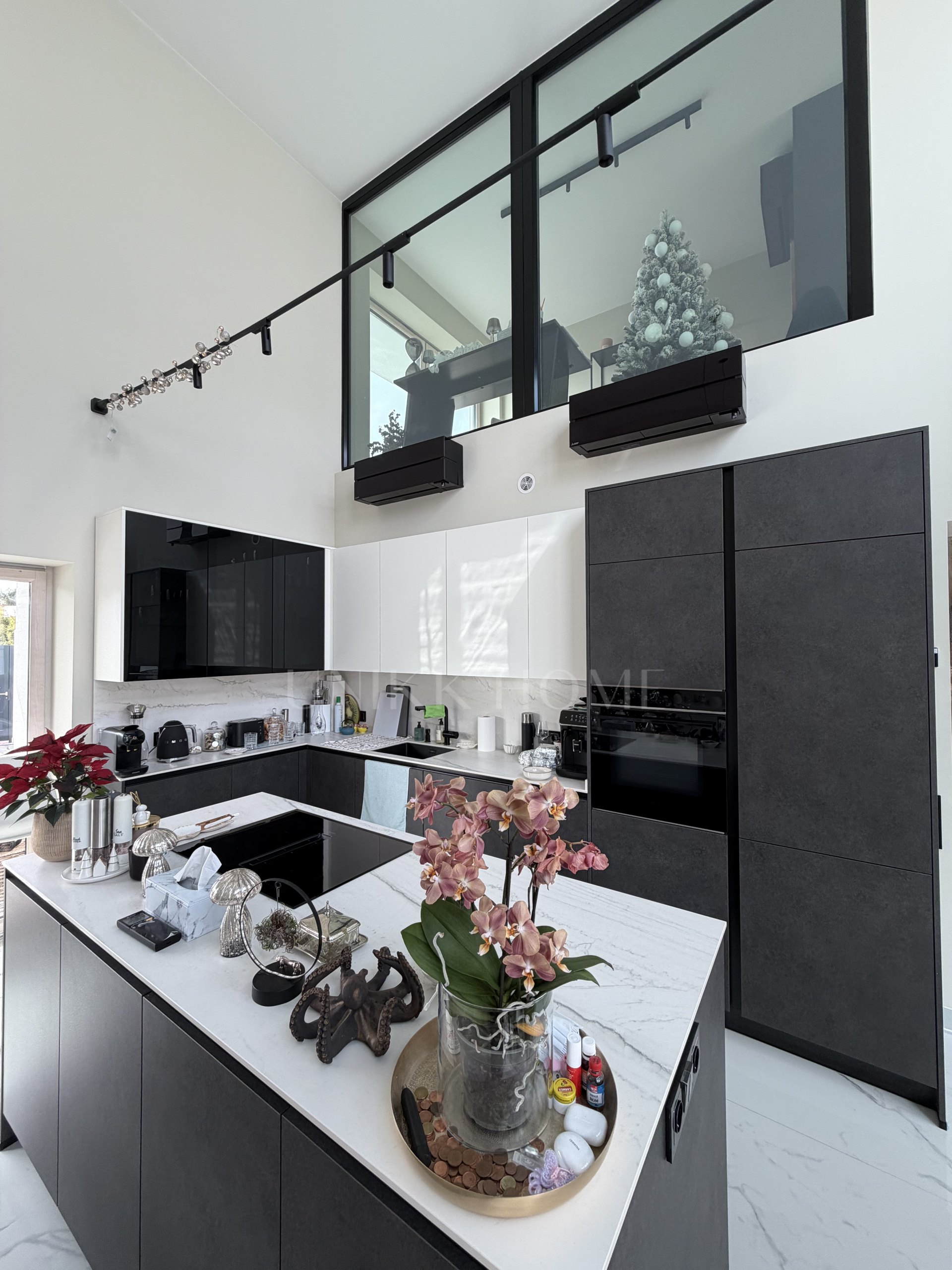 Luxury Villa Just 5 Minutes’ Walk from Benalmádena Beach and Puerto Marina