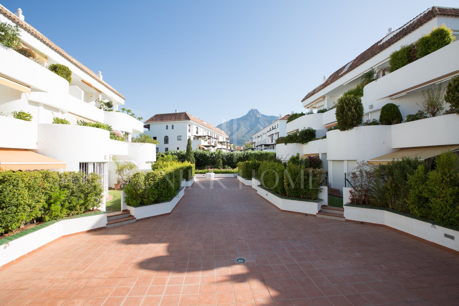 Exclusive 3-Bedroom Garden Apartment in Ancon Sierra Phase IV – Marbella's Golden Mile