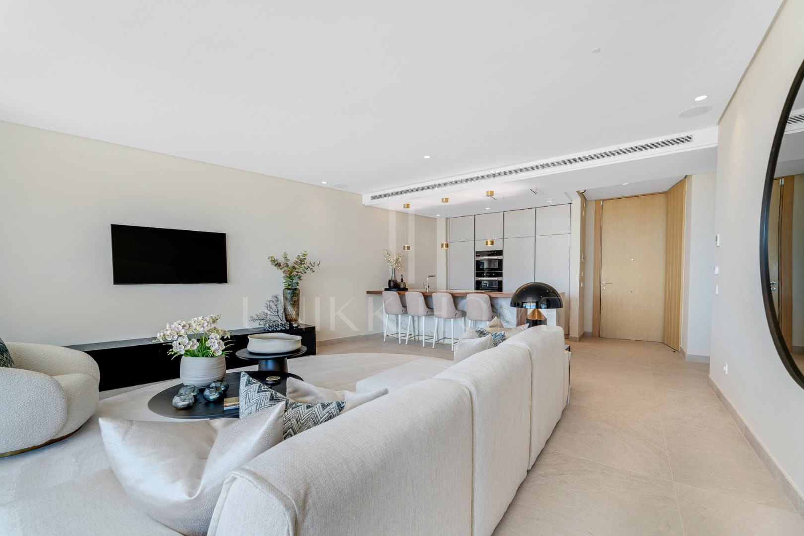 Contemporary Ground-Floor Apartment with Panoramic Views in The View, Benahavís