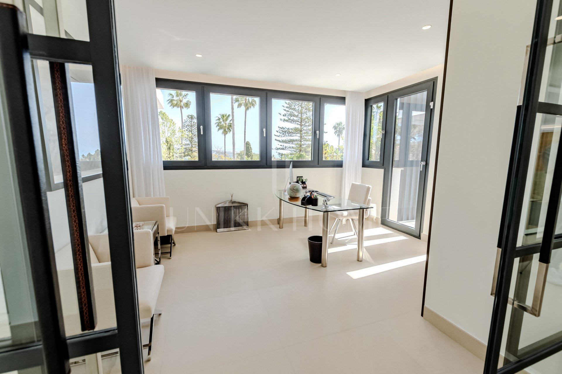 A Masterpiece of Modern Elegance in Sotogrande’s Kings and Queens