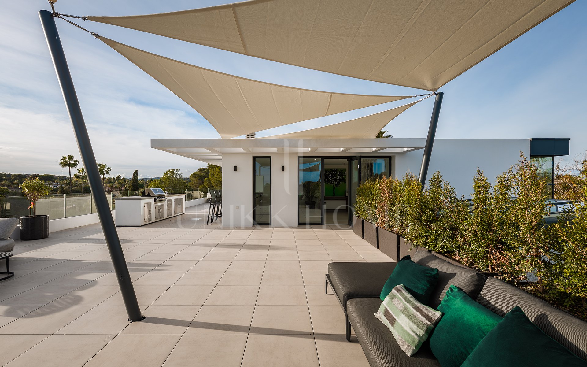 A Masterpiece of Modern Elegance in Sotogrande’s Kings and Queens