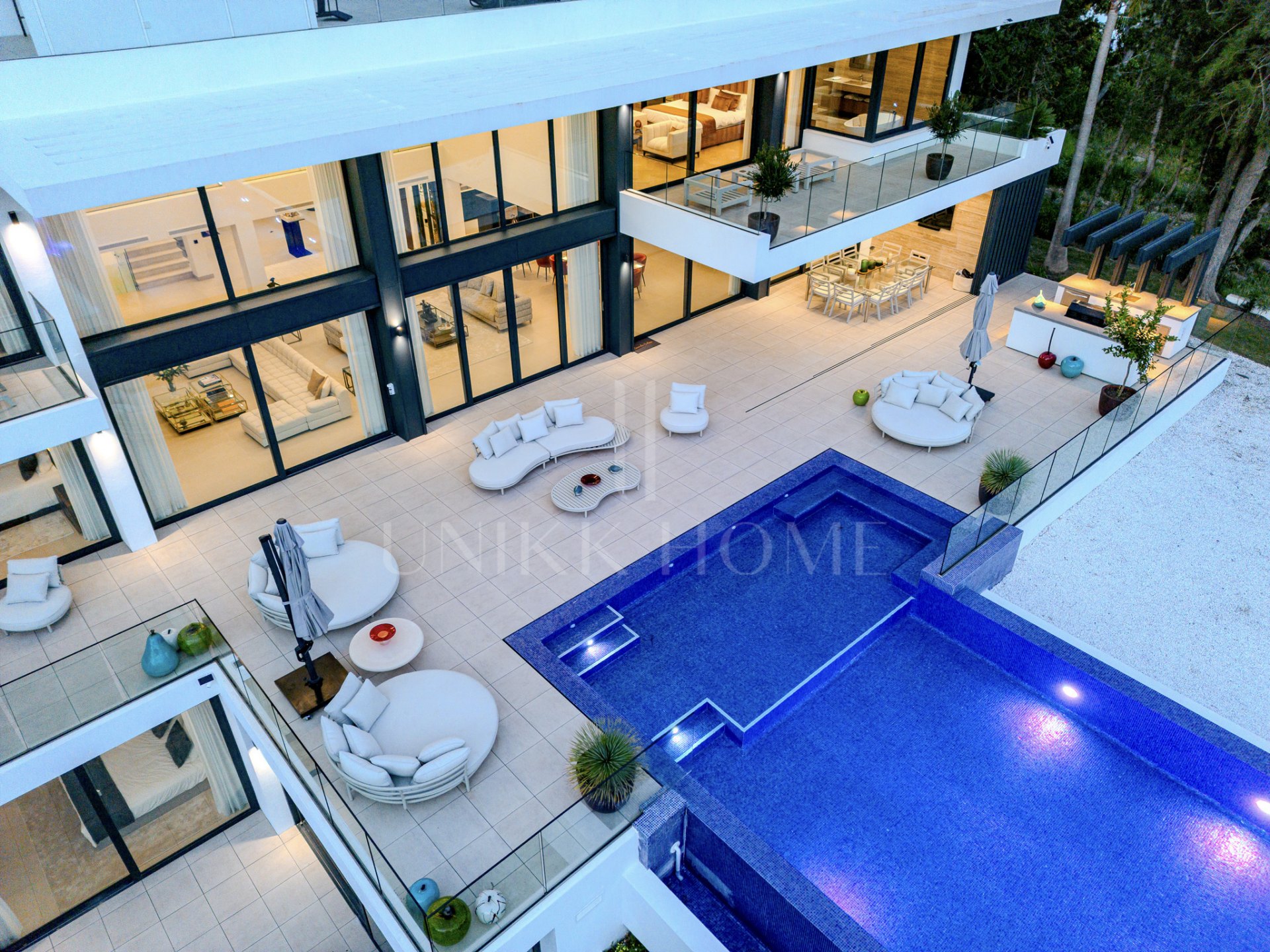 A Masterpiece of Modern Elegance in Sotogrande’s Kings and Queens