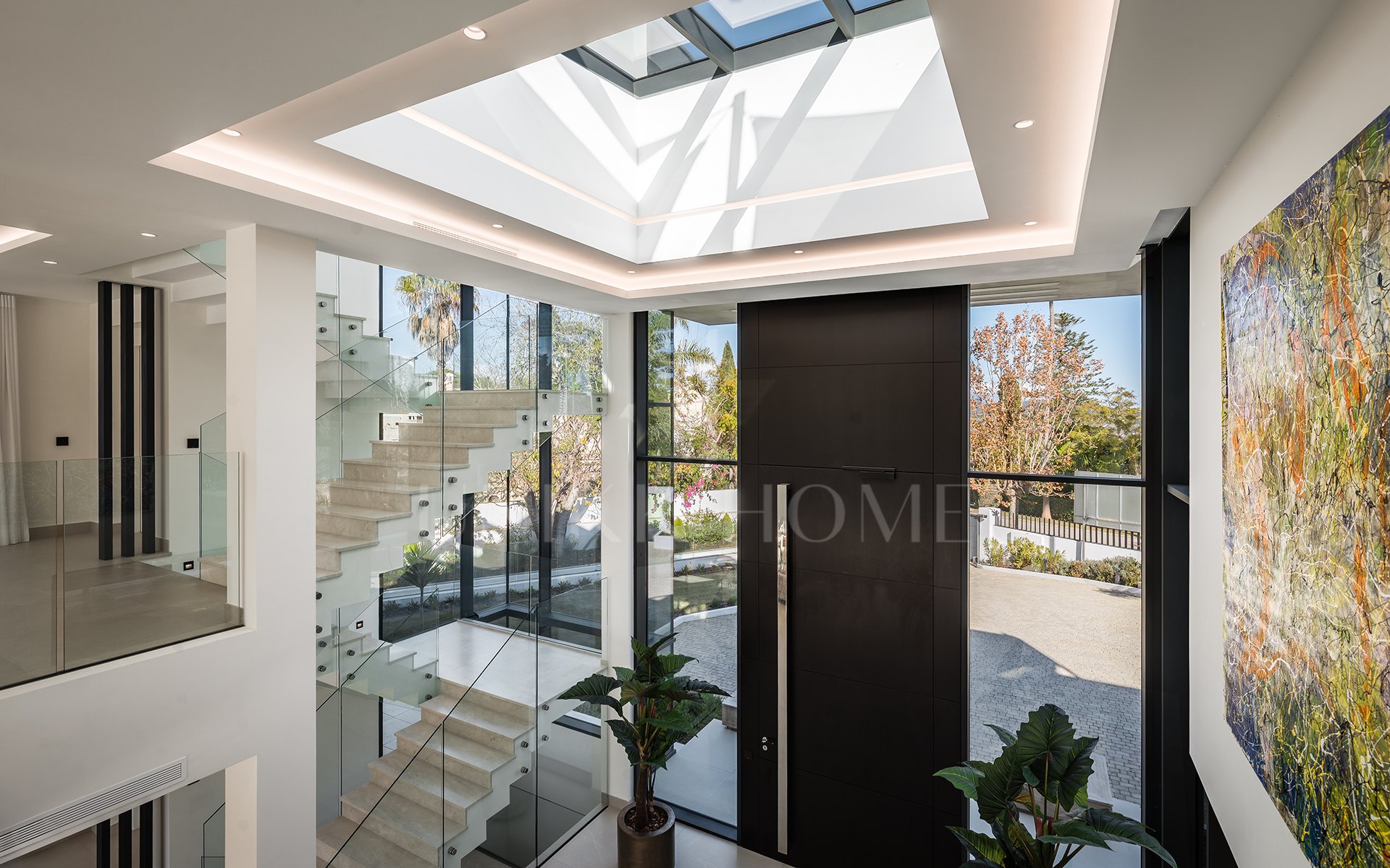 A Masterpiece of Modern Elegance in Sotogrande’s Kings and Queens