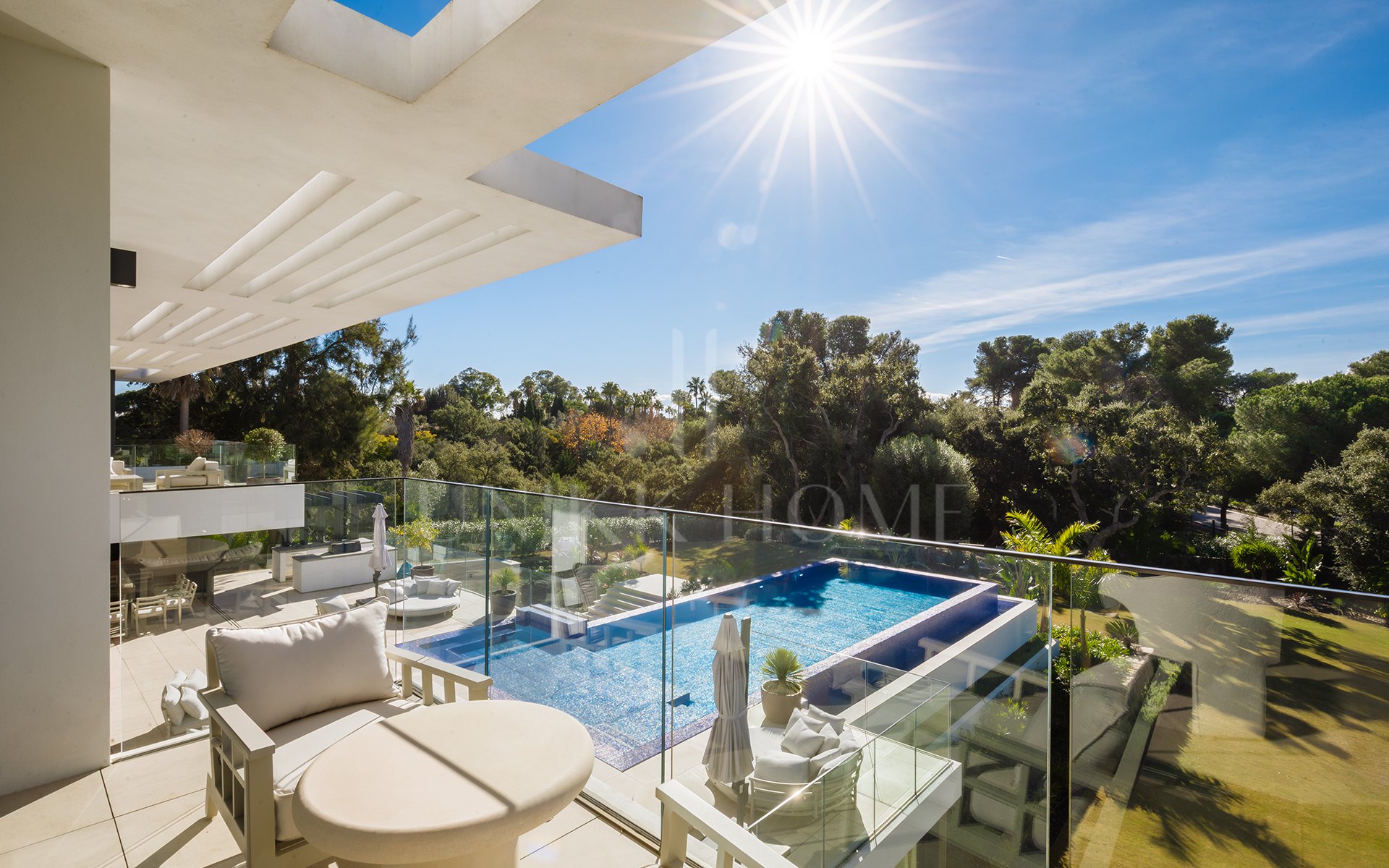 A Masterpiece of Modern Elegance in Sotogrande’s Kings and Queens