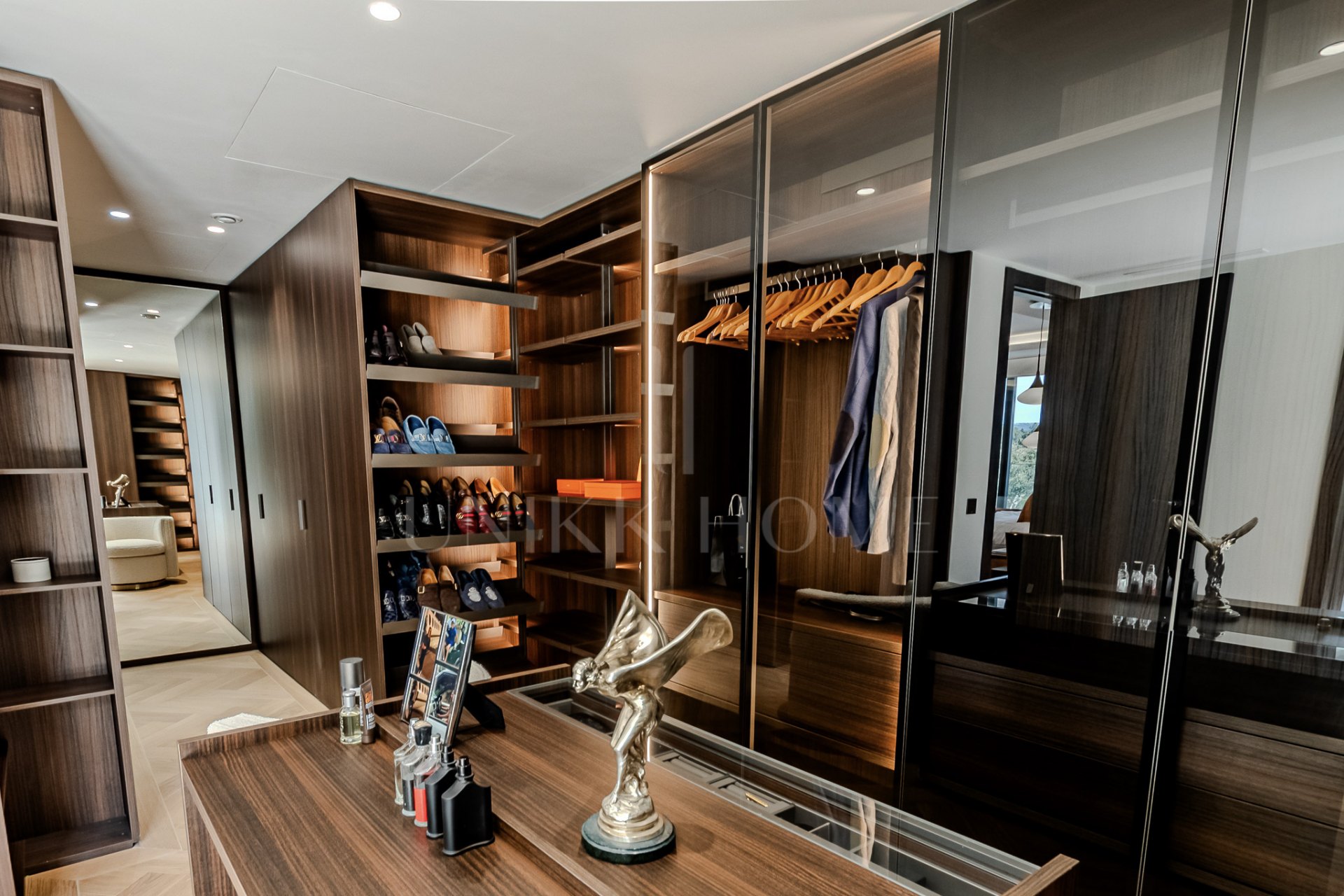 A Masterpiece of Modern Elegance in Sotogrande’s Kings and Queens