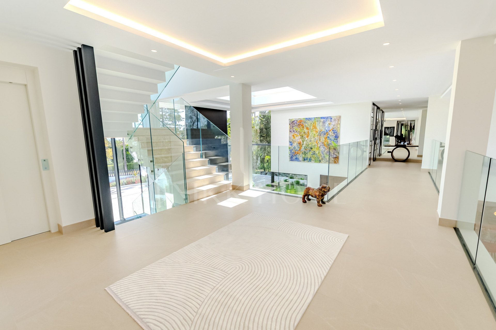 A Masterpiece of Modern Elegance in Sotogrande’s Kings and Queens