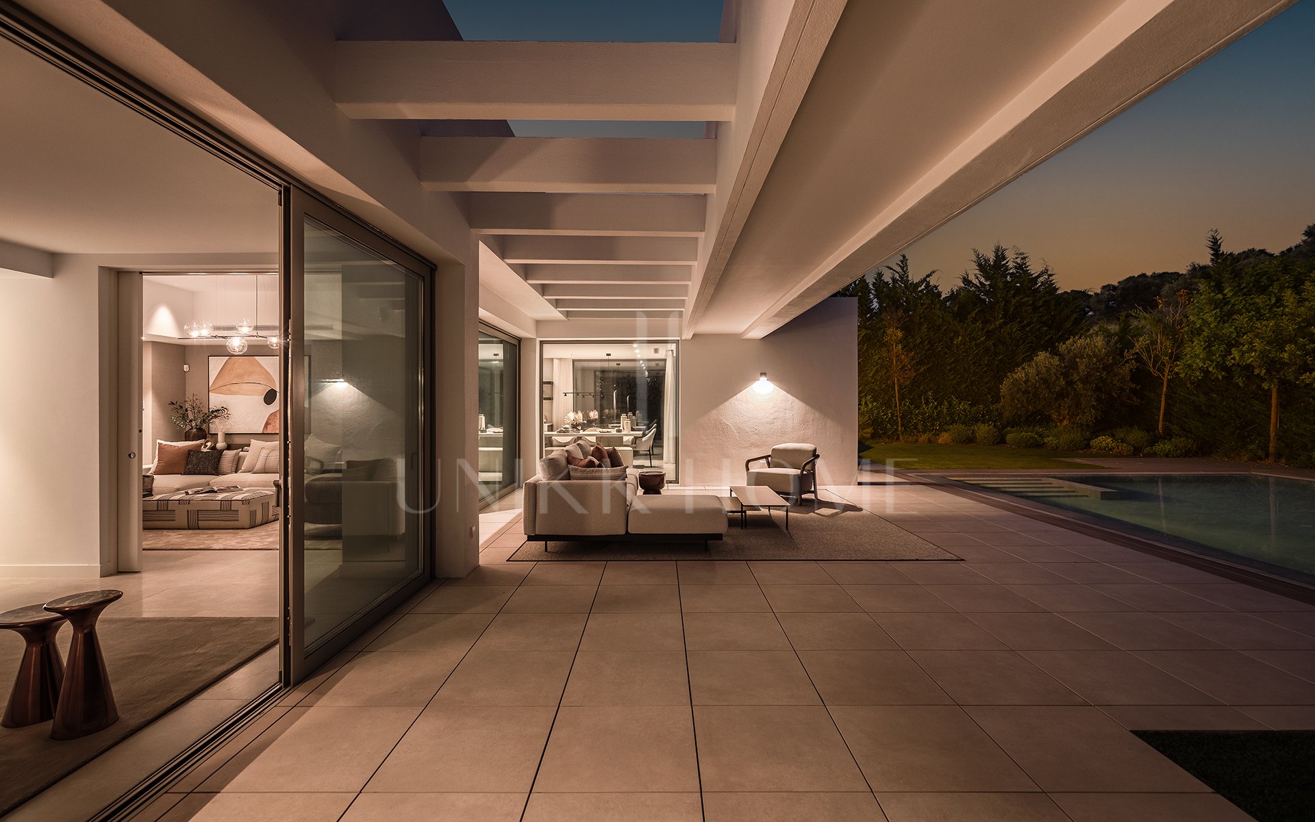 Modern 5-Bedroom Villa for Sale in El Paraíso, New Golden Mile, Marbella