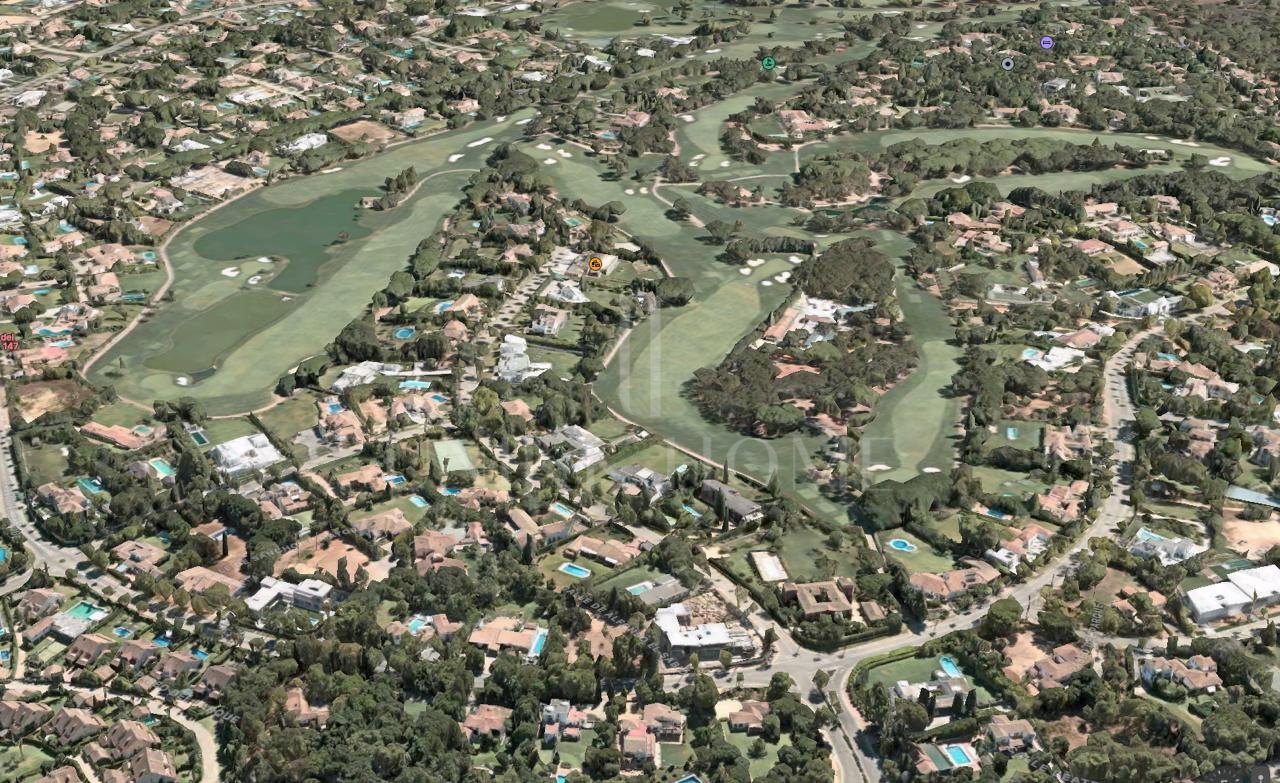 Rare Opportunity in Sotogrande Costa – Kings and Queens Plot with Exceptional Views