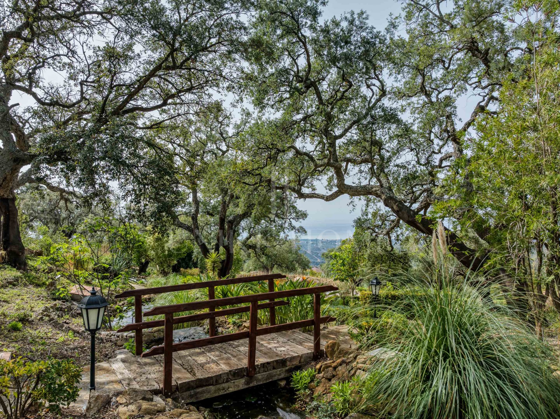 Espectacular finca con vistas al mar en La Mairena