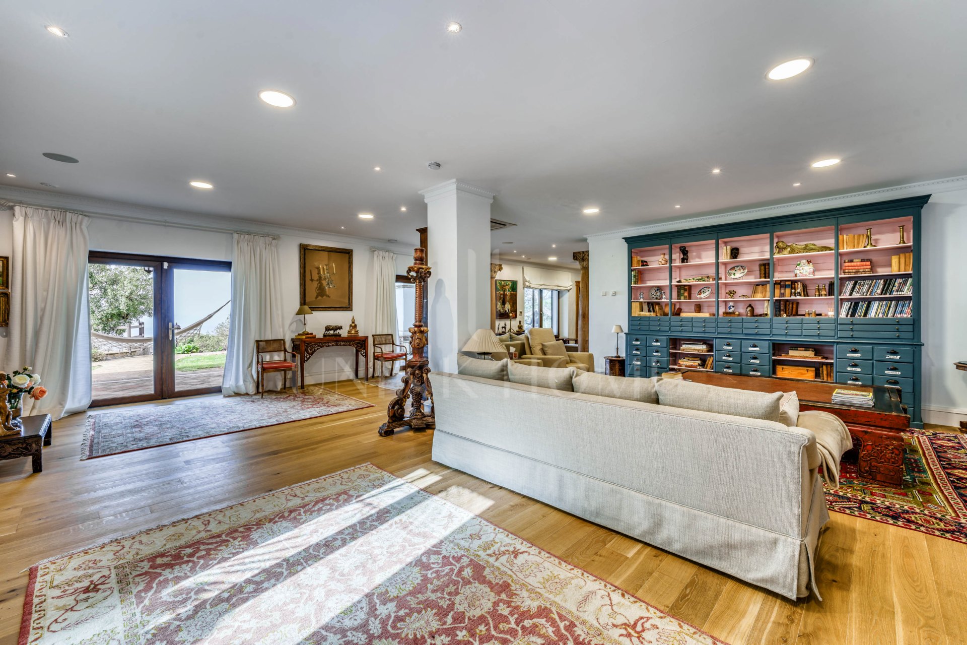 Espectacular finca con vistas al mar en La Mairena