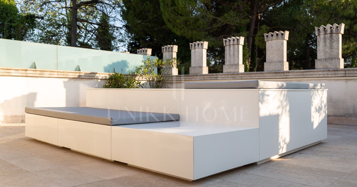 Spacious frontline golf townhouse in Las Encinas, La Quinta, Benahavís