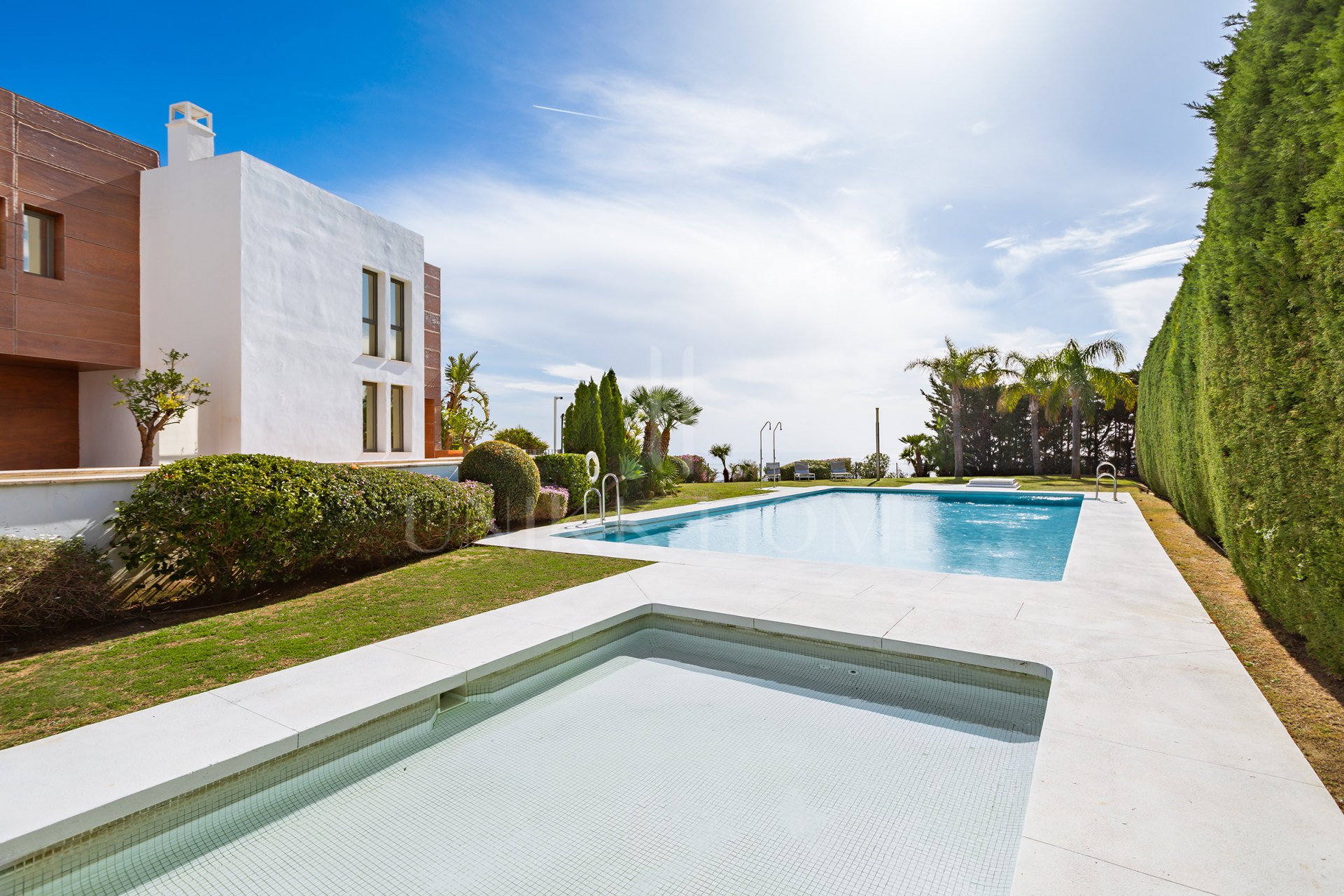 Semi-detached house with open views in Marbella Views, Benahavís