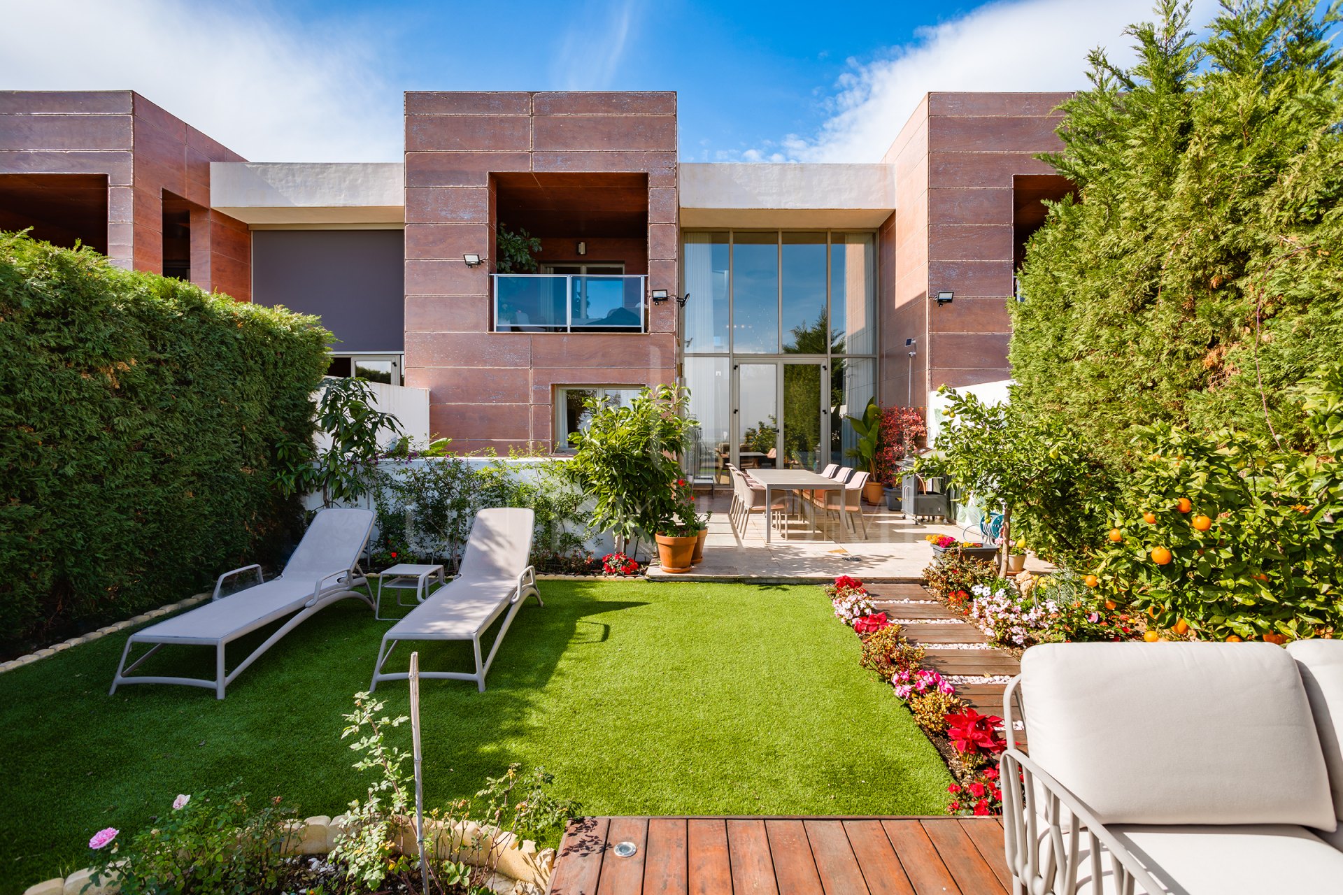 Semi-detached house with open views in Marbella Views, Benahavís