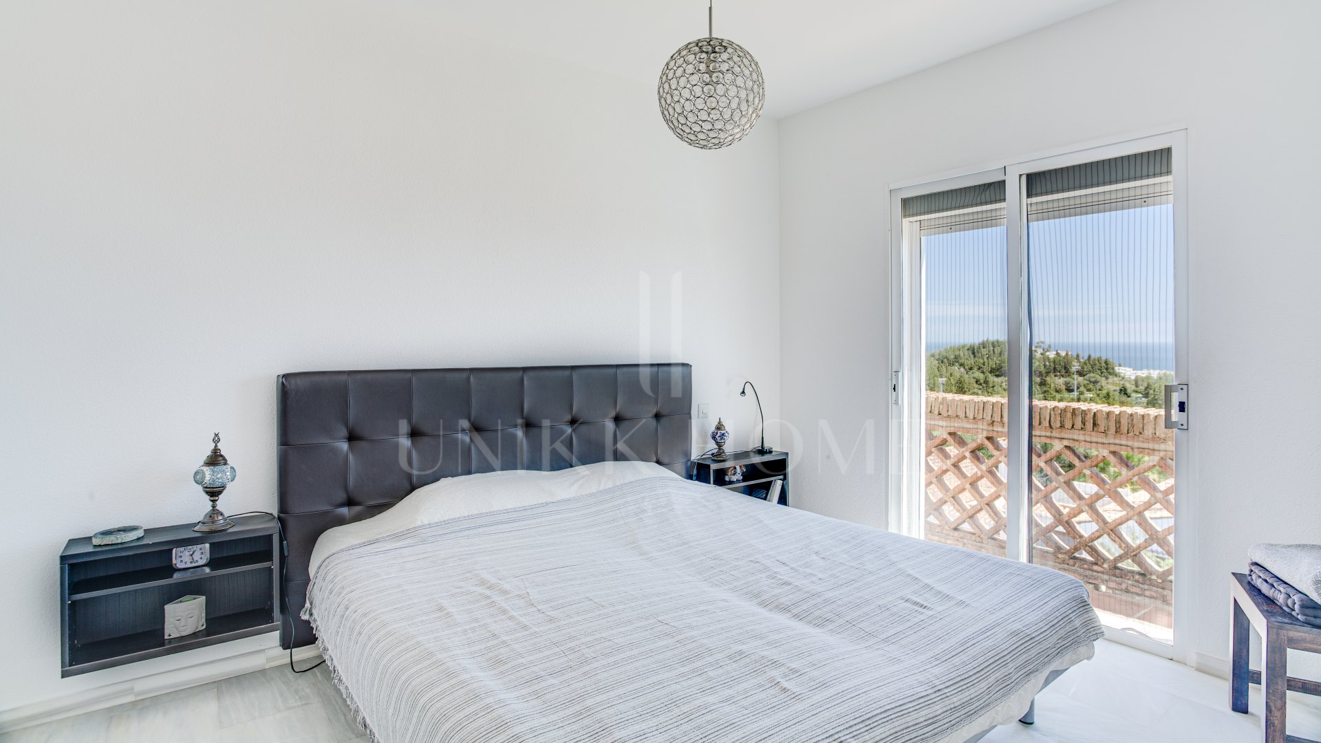 Apartment for sale in El Chaparral, Mijas Costa