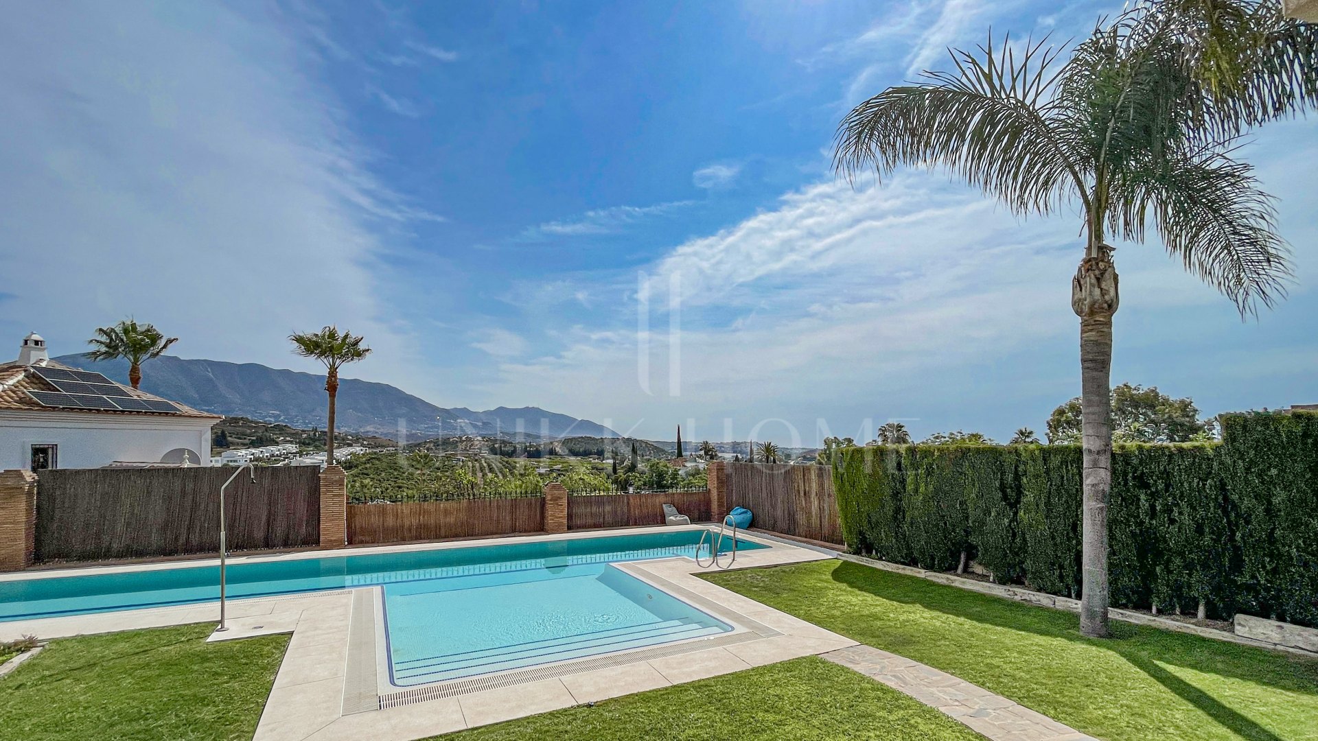 Villa en venta en La Cala Golf Resort, Mijas Costa
