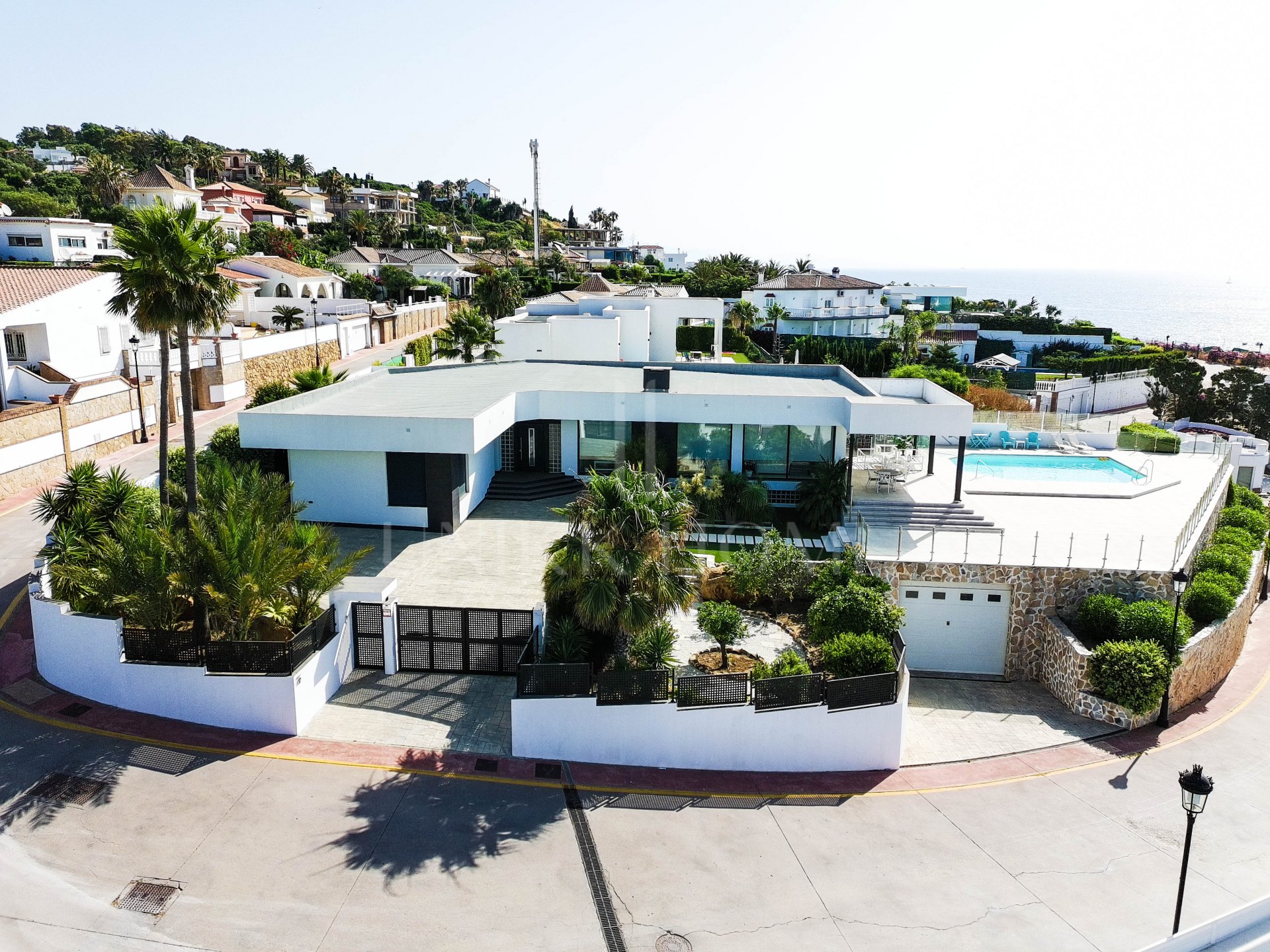 A VILLA THAT GRANTS YOU BOASTING RIGHTS