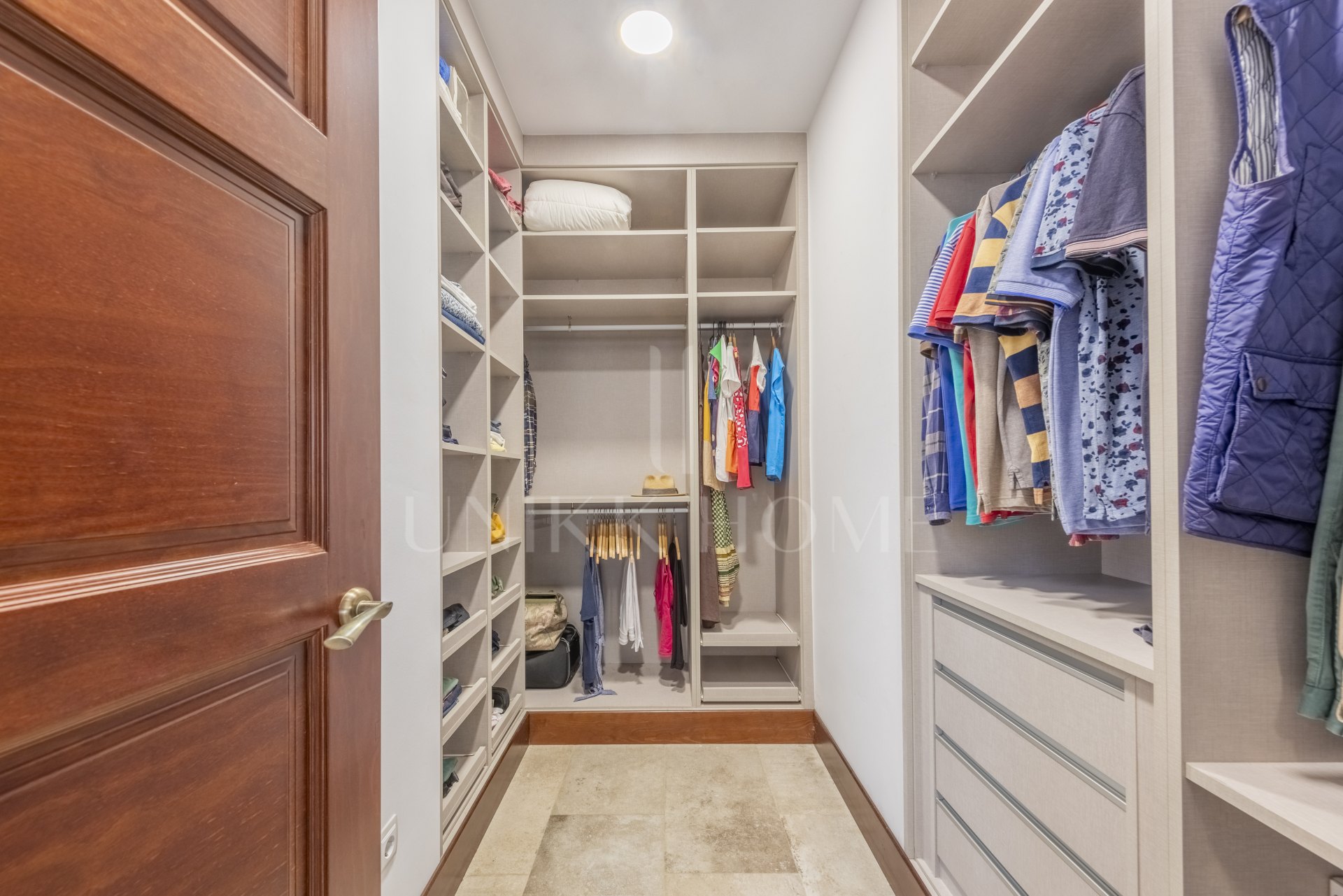 Chalet Independiente en venta San Pedro de Alcántara