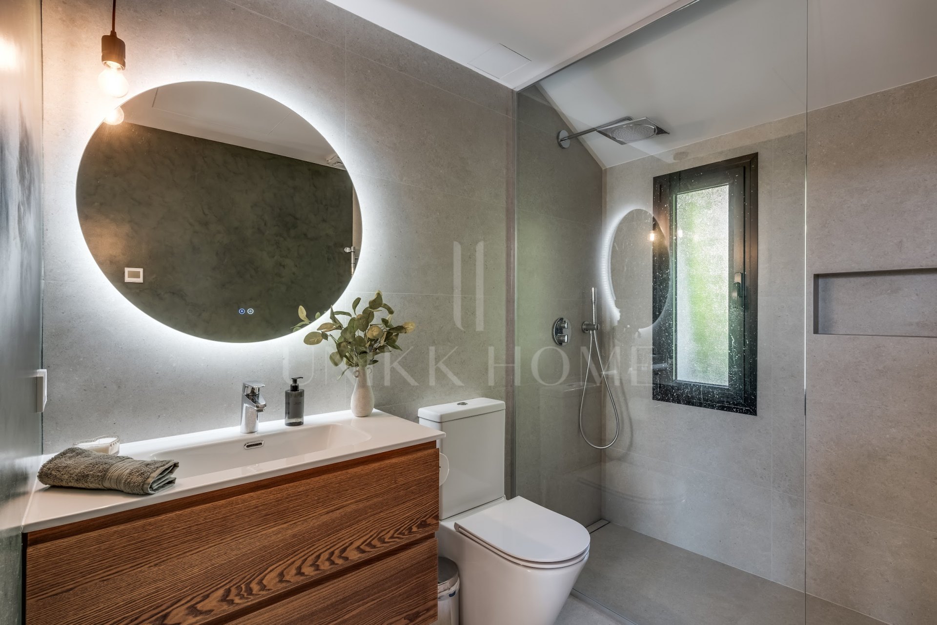 Villa Cisne - Nueva villa en Nueva Andalucia