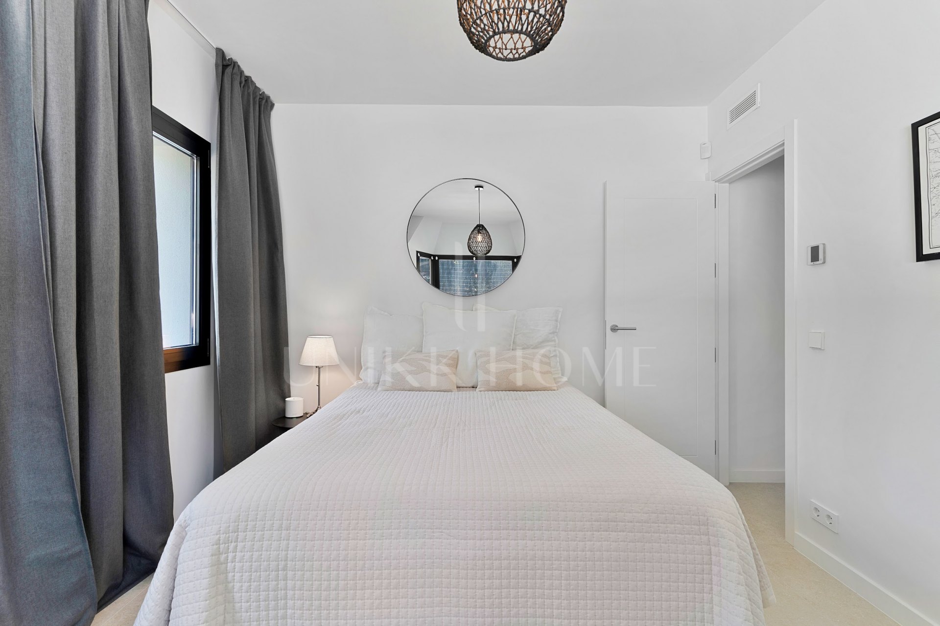 Villa Cisne - Nueva villa en Nueva Andalucia