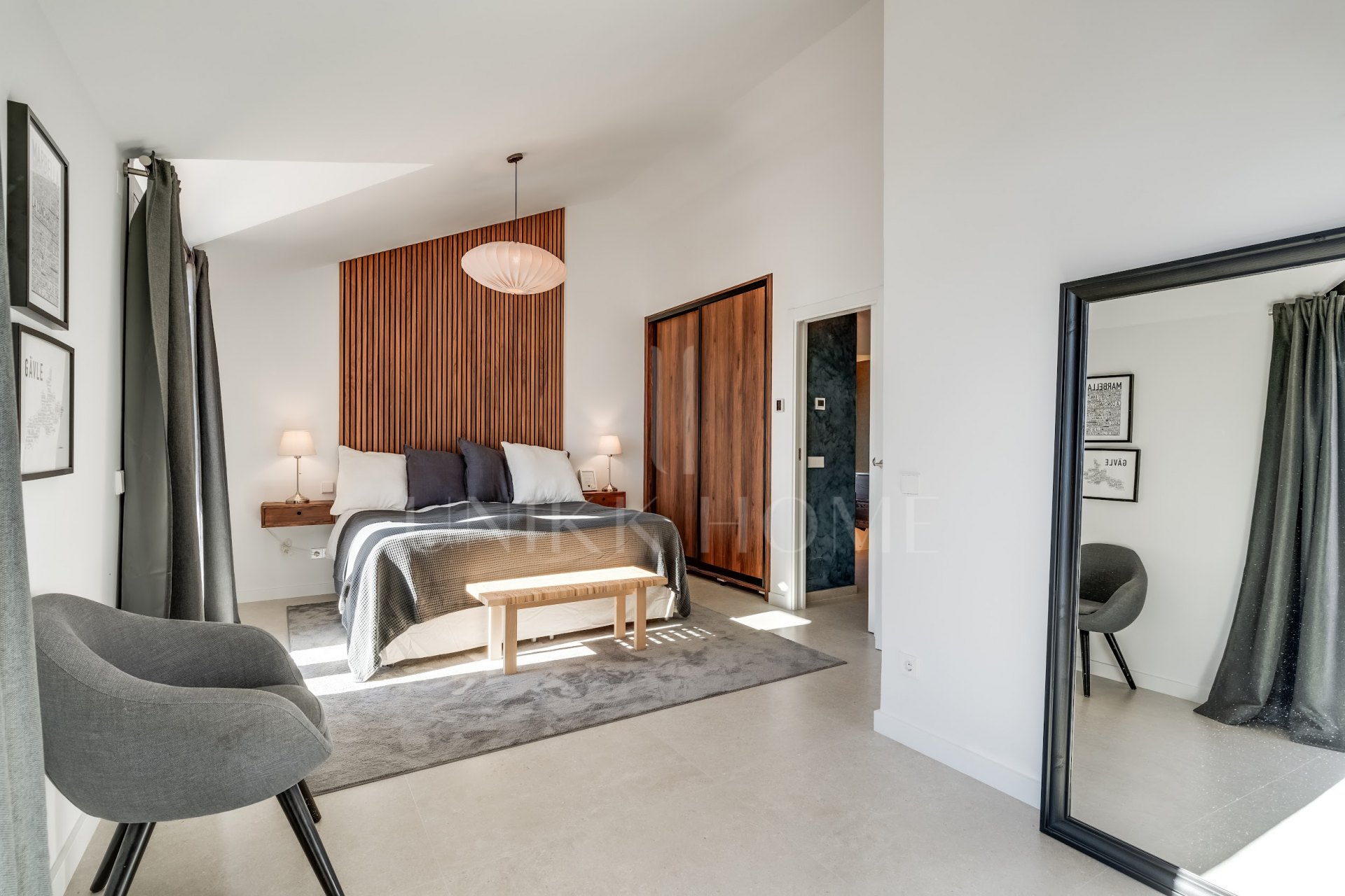 Villa Cisne - Nueva villa en Nueva Andalucia