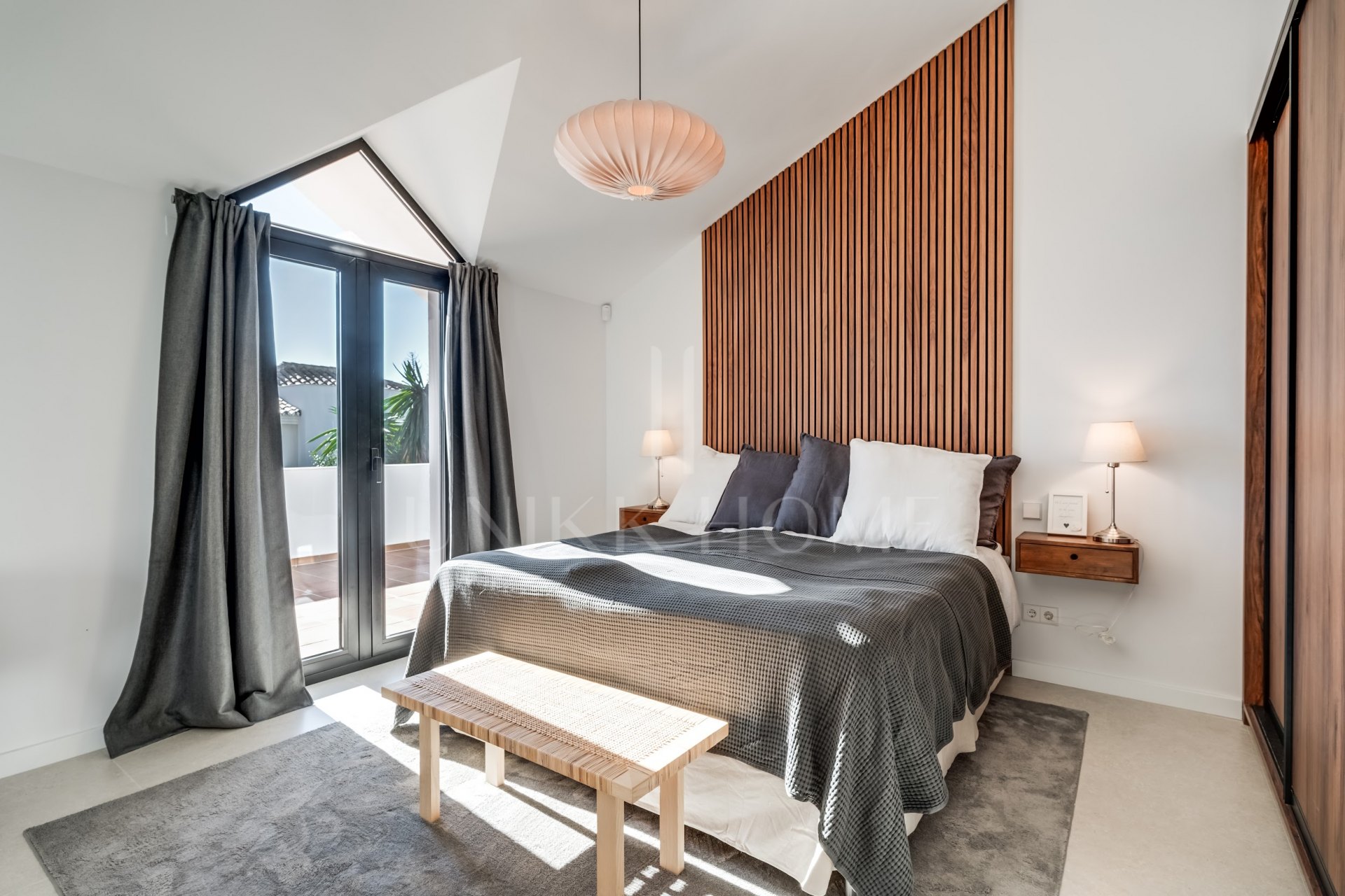 Villa Cisne - Nueva villa en Nueva Andalucia