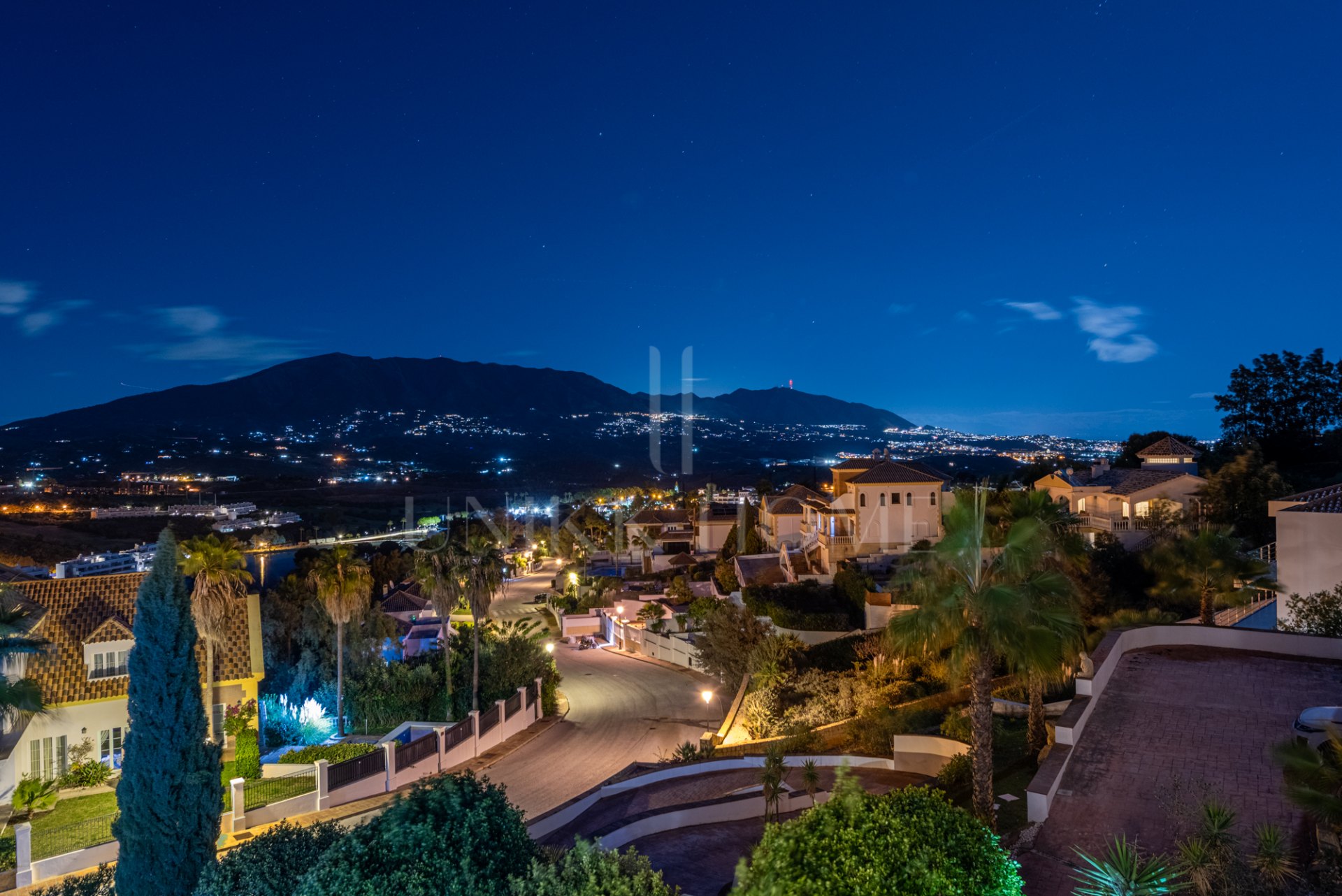 Villa en venta en La Cala Golf Resort, Mijas Costa