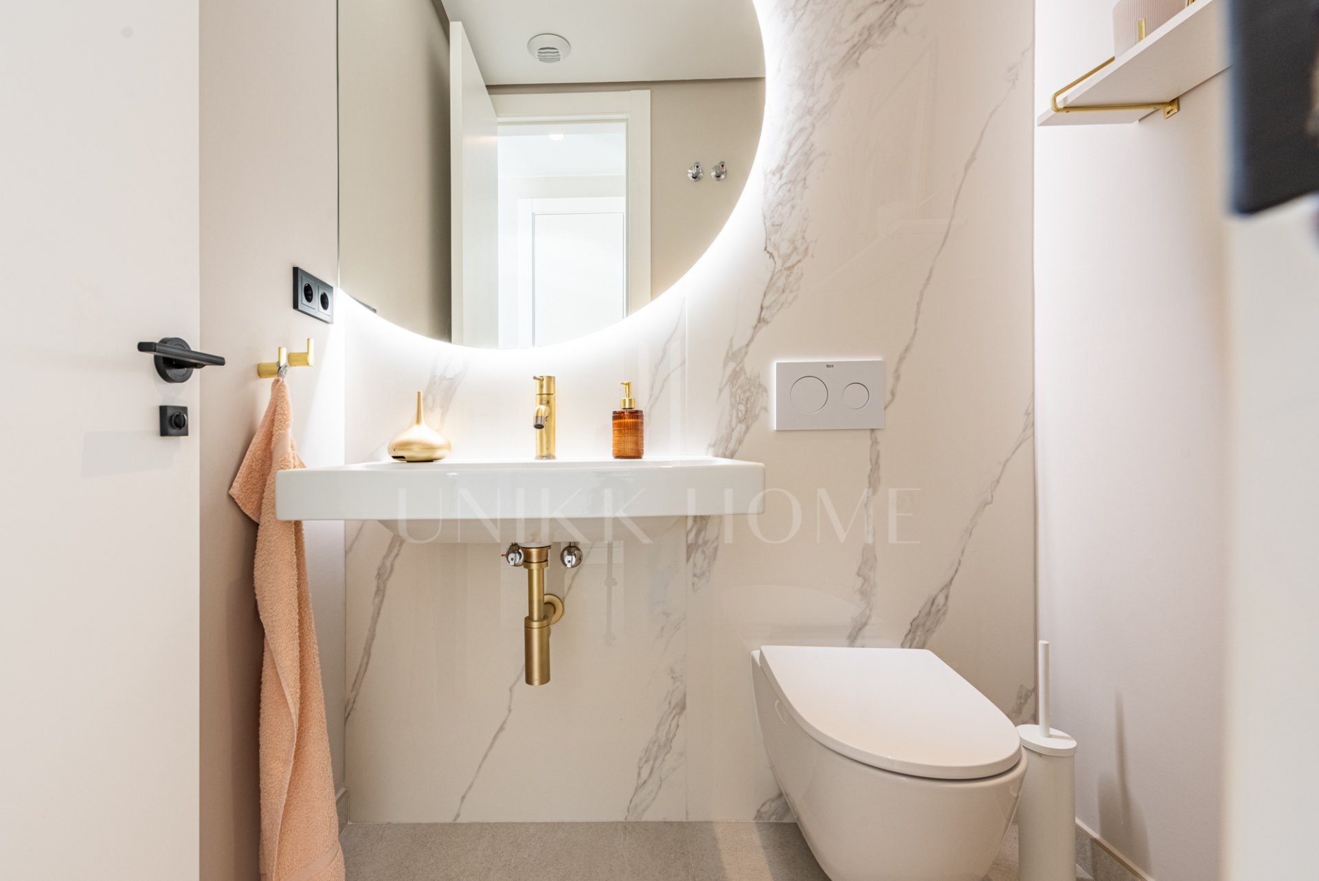 CONTEMPORARY LUXURY VILLA WITH PANORAMIC VIEWS – BUILT 2024