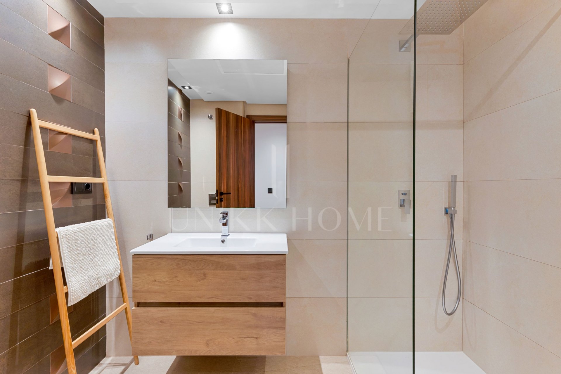 Exclusive apartment in Nueva Andalucía