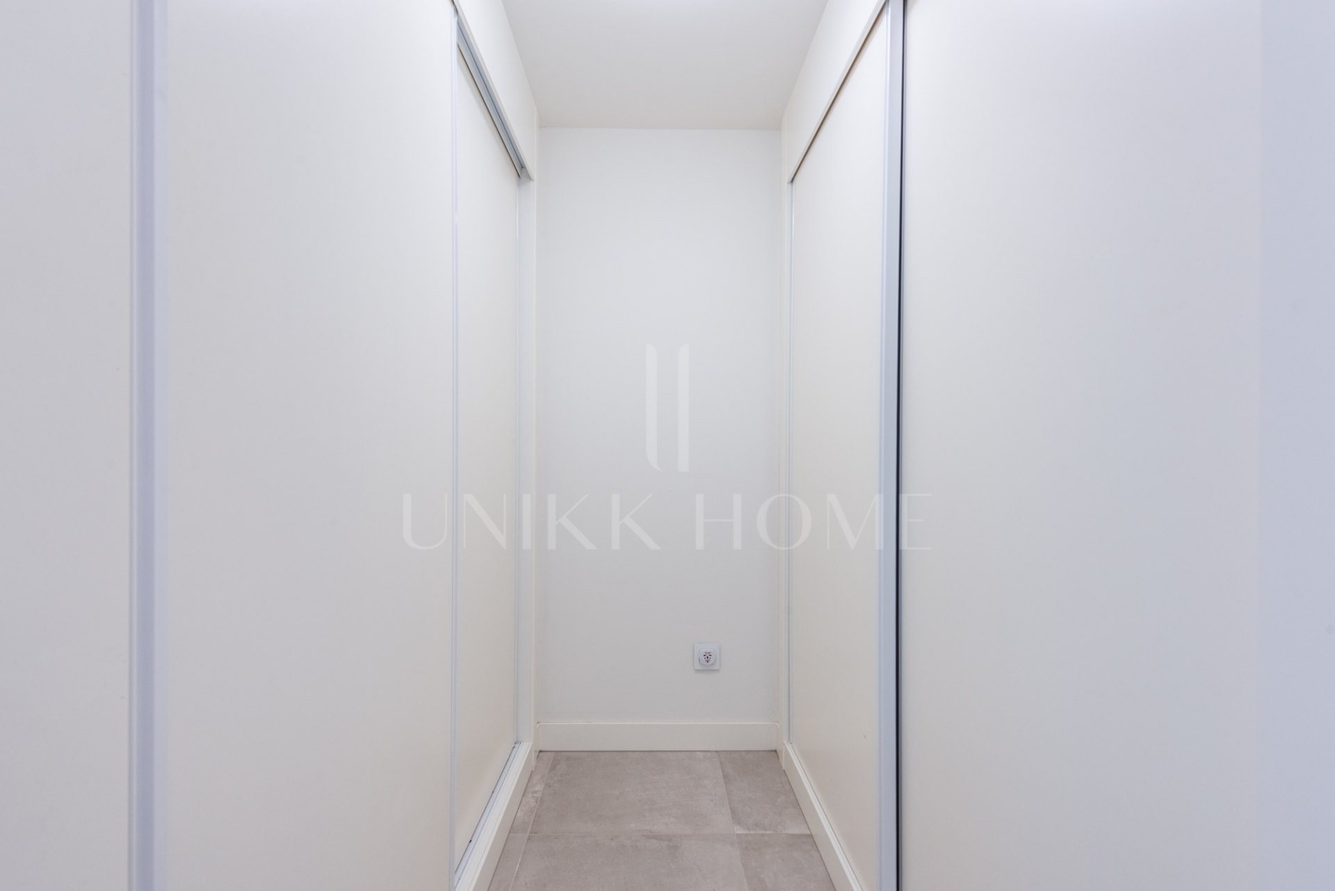 Elegante apartamento de 2 dormitorios con terraza y vistas al mar en Panoramica, El Higuerón