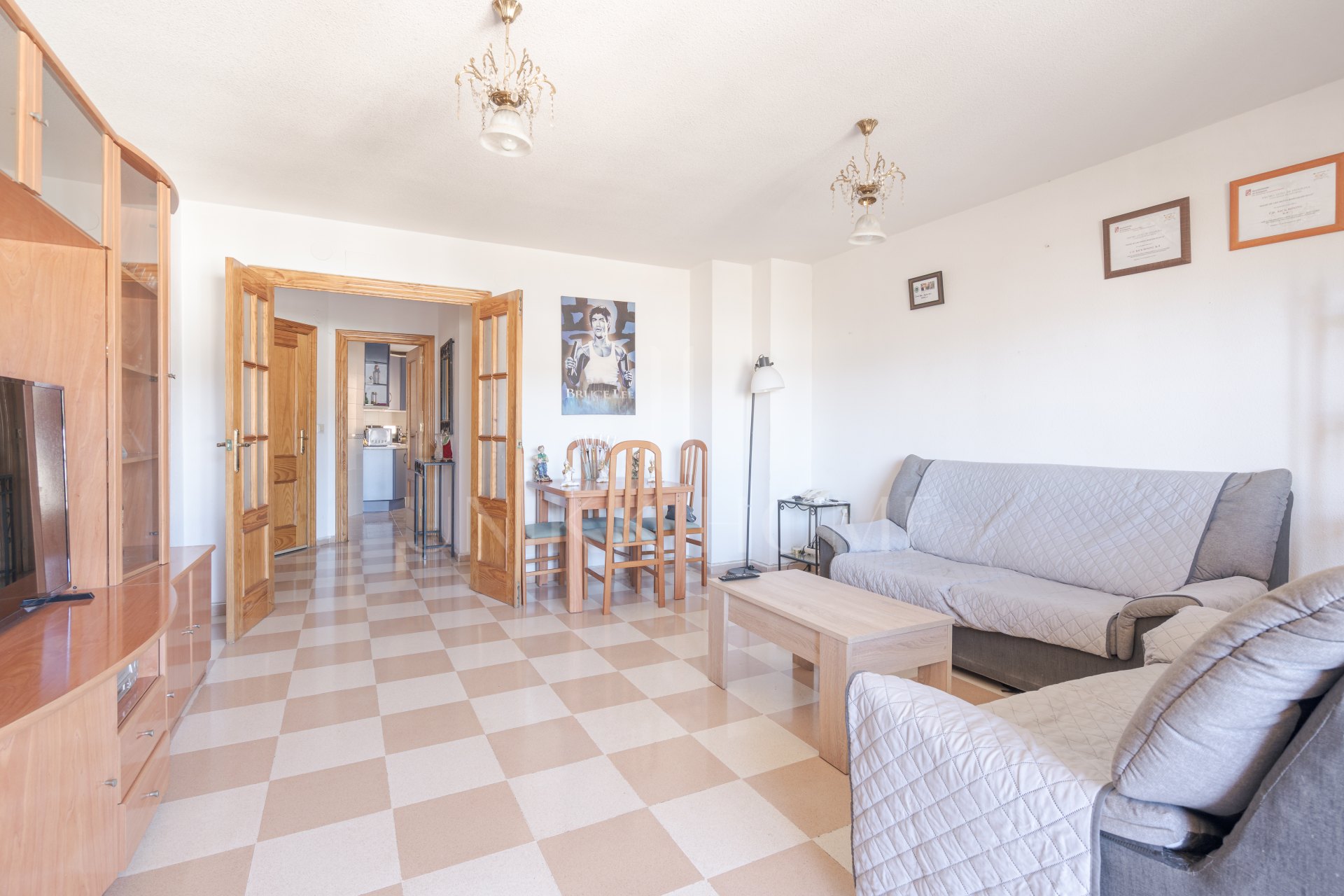 4-bedroom apartment with open views – La Lobilla, Estepona