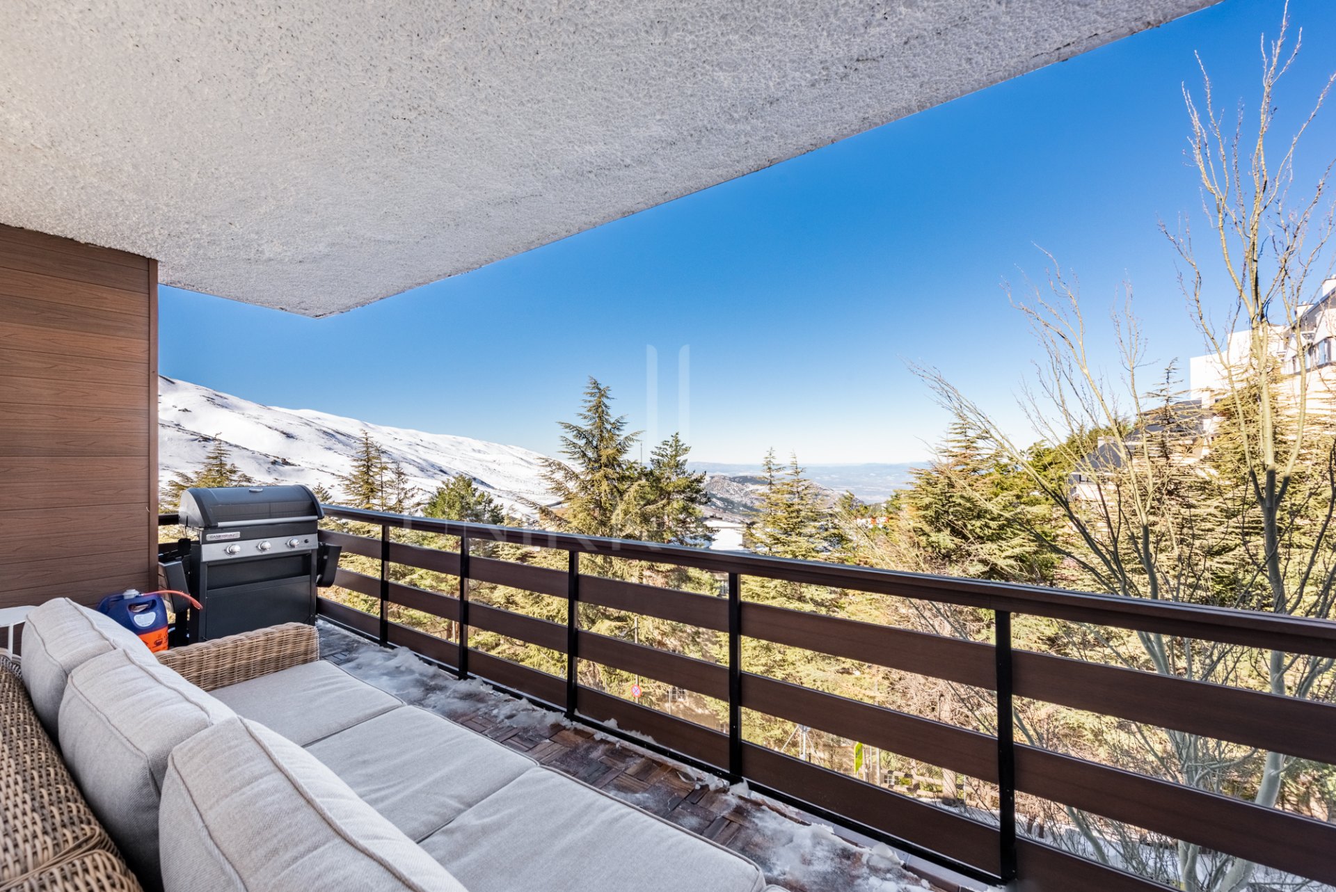 Amazing apartment in a prime location in Sierra Nevada
