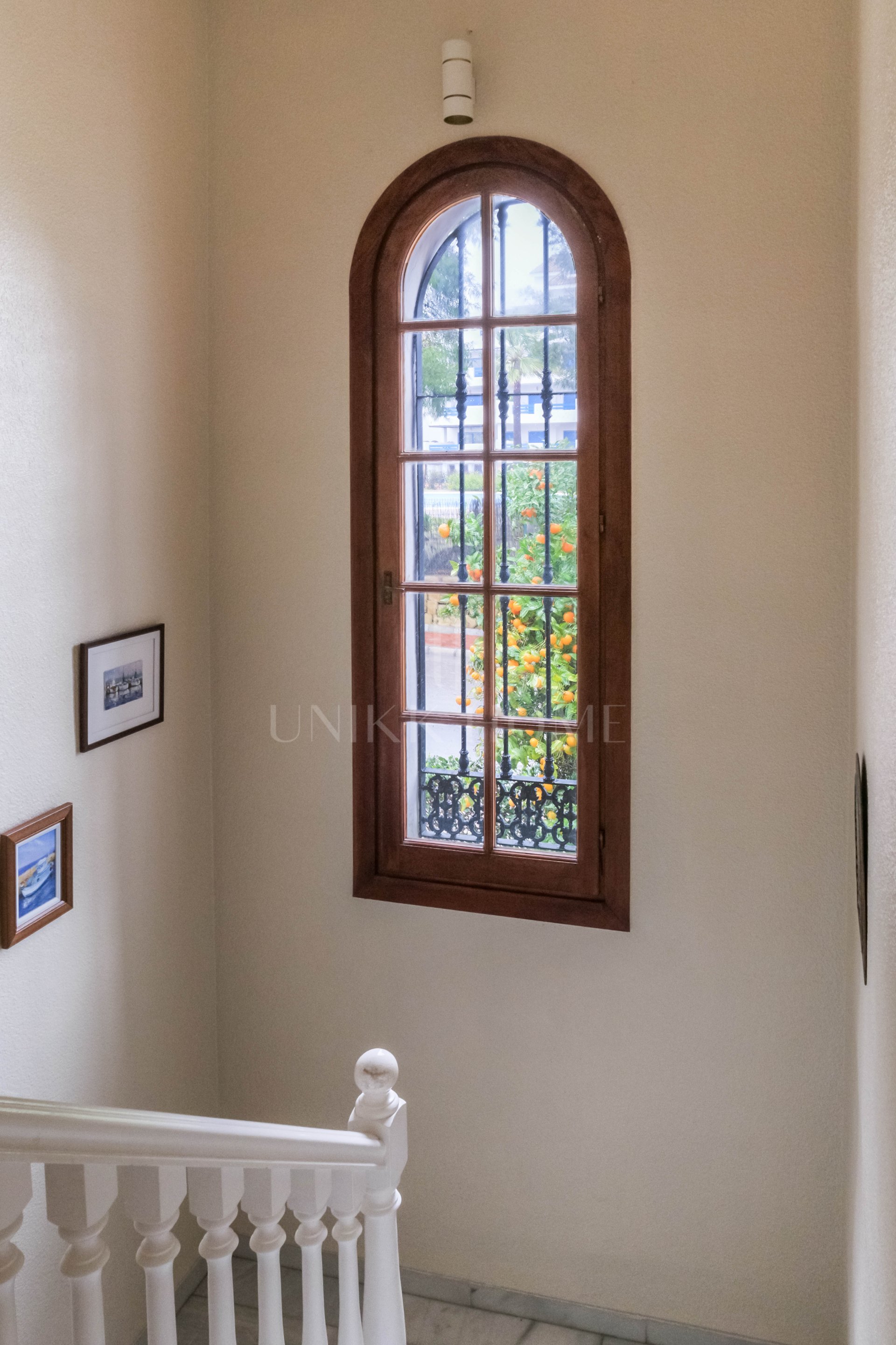 Townhouse with Panoramic Sea Views in the Heart of La Duquesa with tourist license