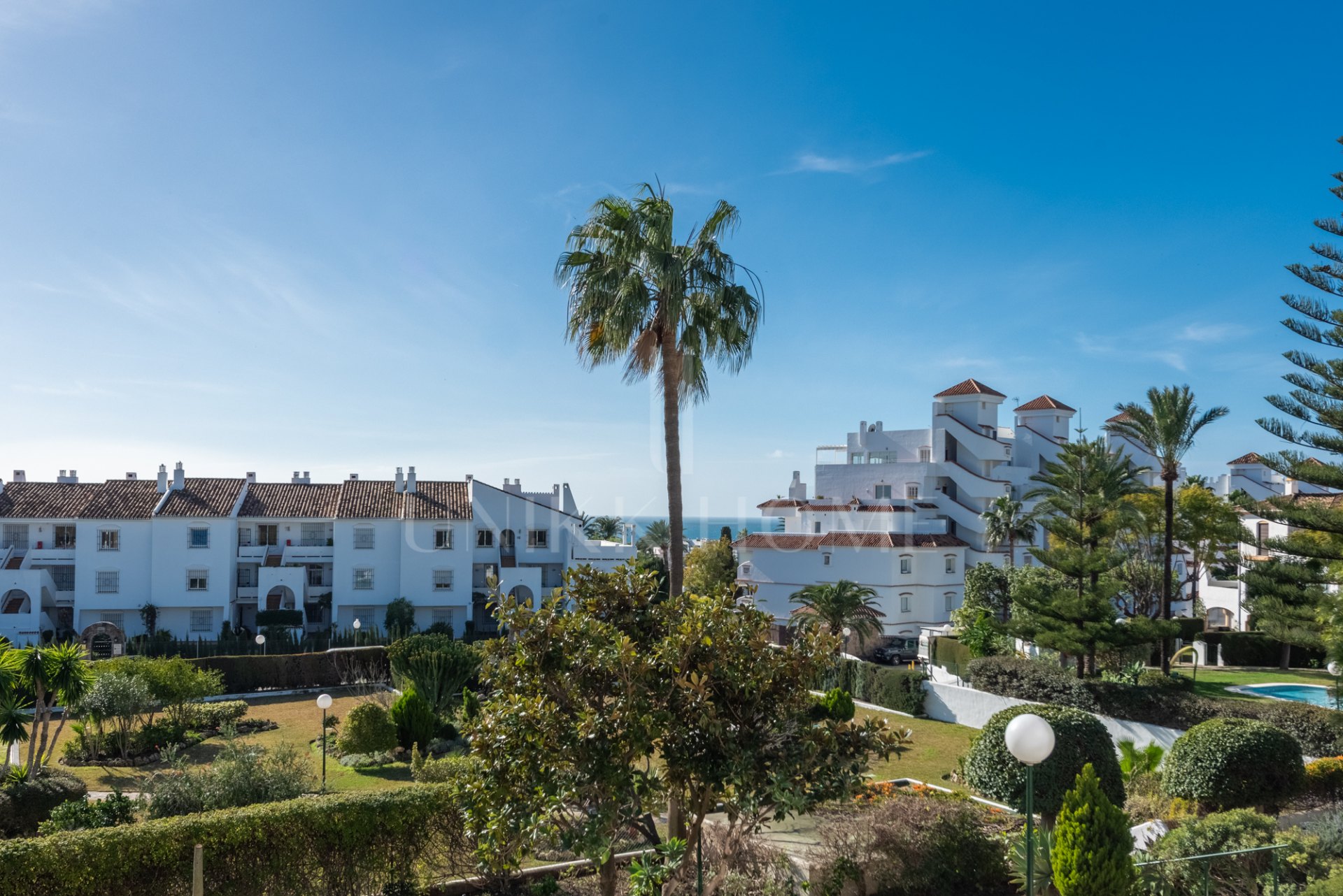 Middle Floor Apartment For Sale In Nueva Andalucia
