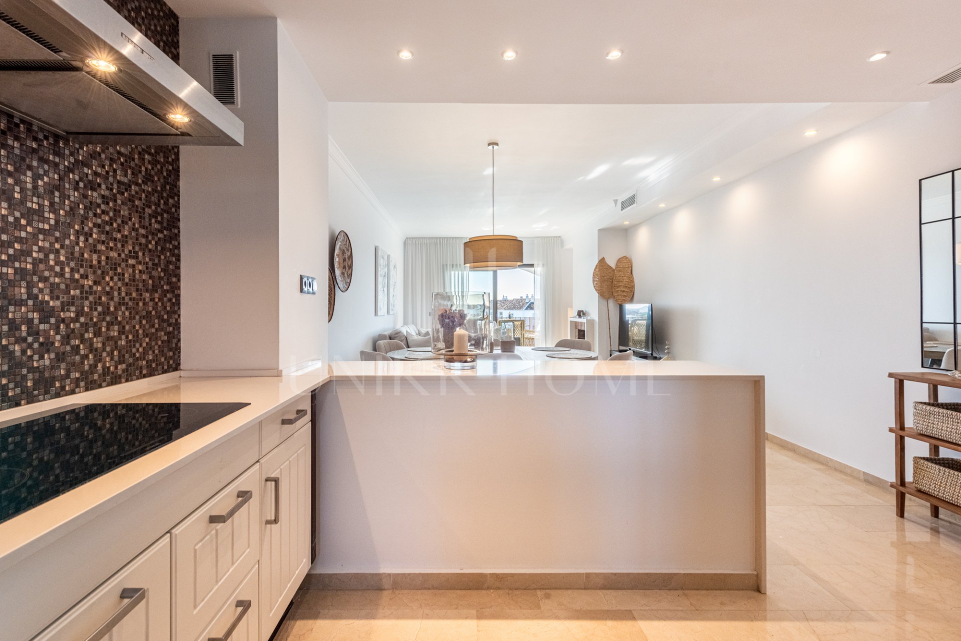 Middle Floor Apartment For Sale In Nueva Andalucia