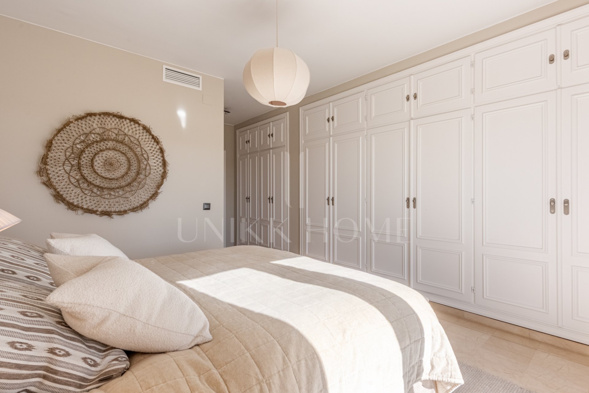 Middle Floor Apartment For Sale In Nueva Andalucia