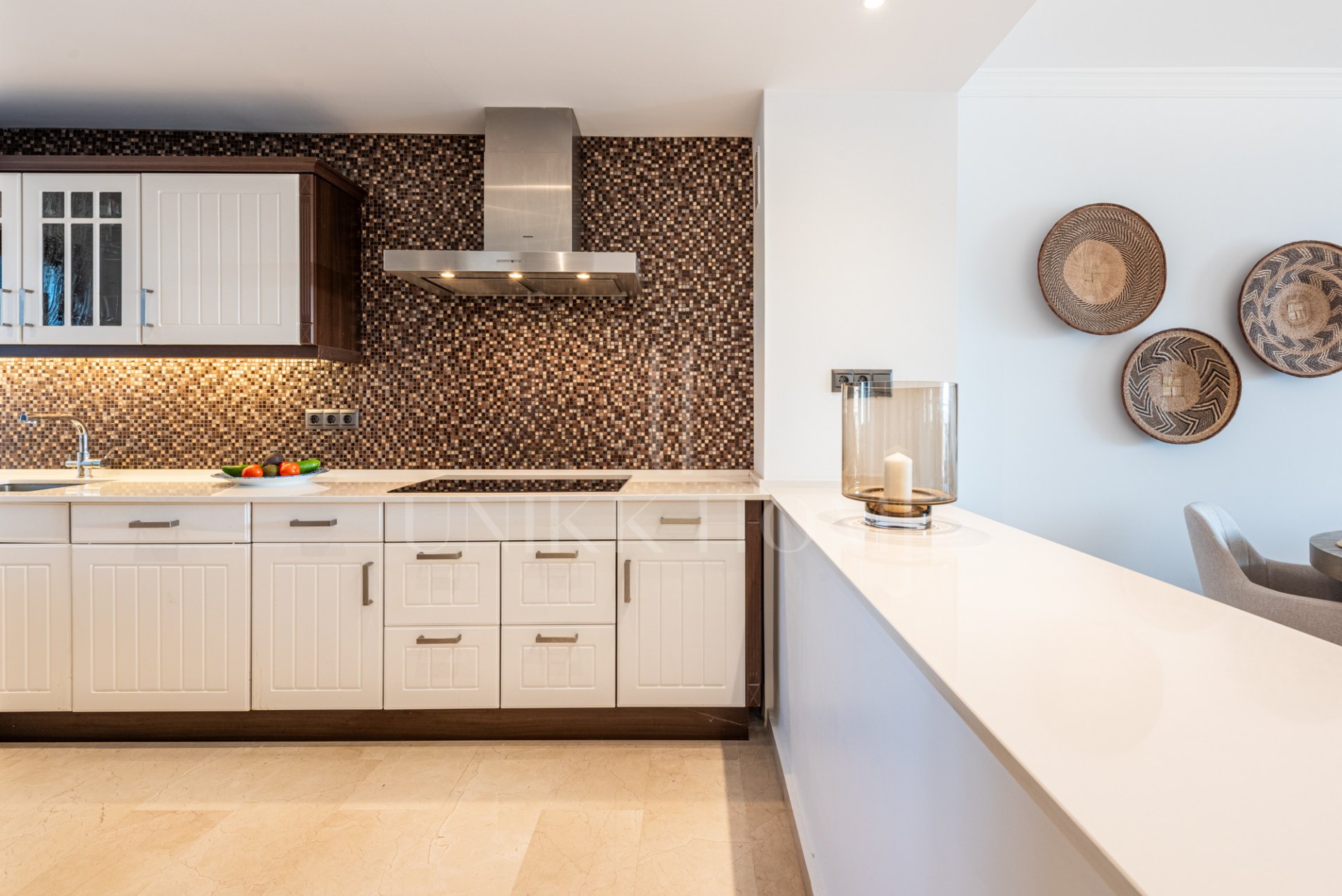 Middle Floor Apartment For Sale In Nueva Andalucia