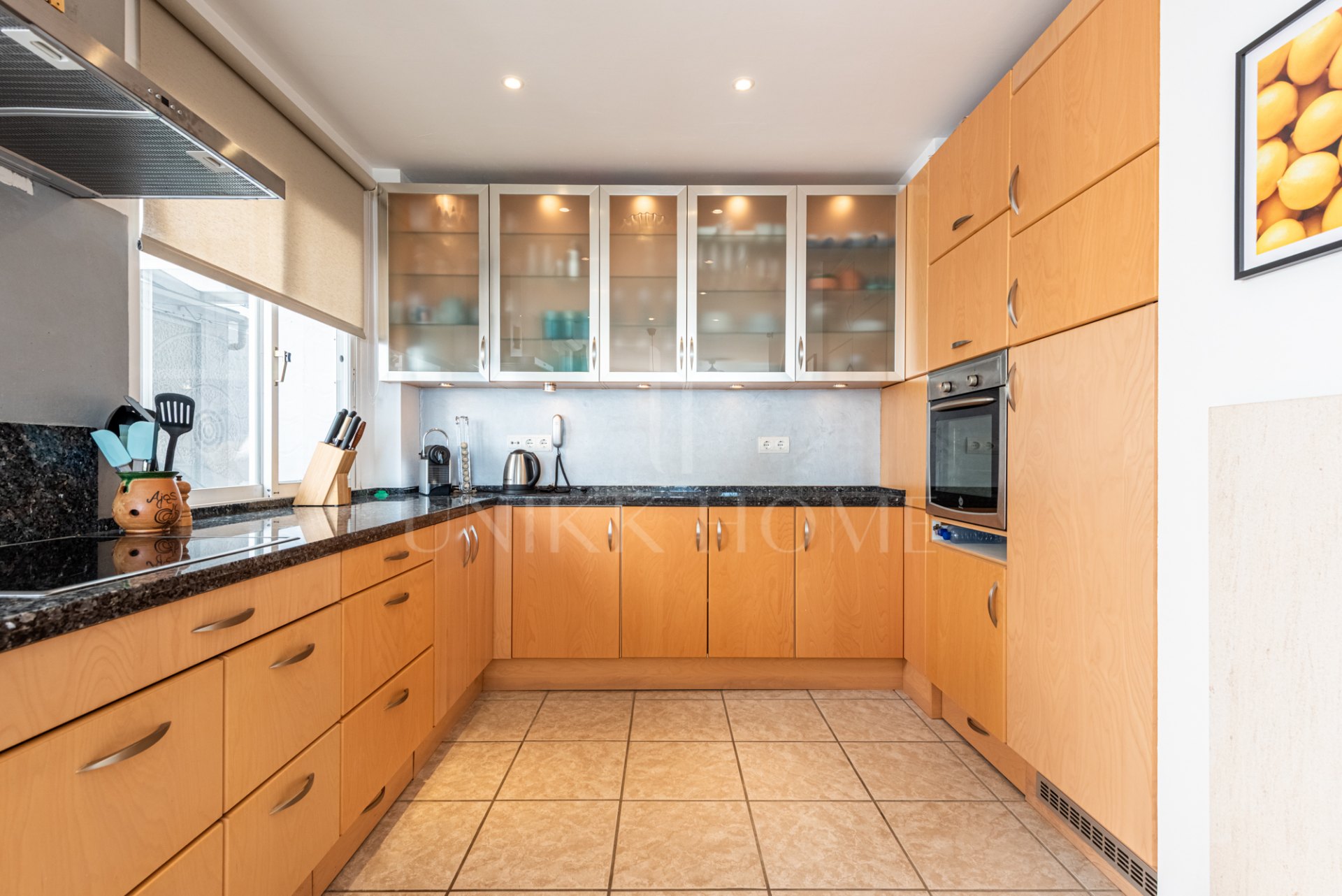 Spacious Apartment with Stunning Sea Views in Calahonda